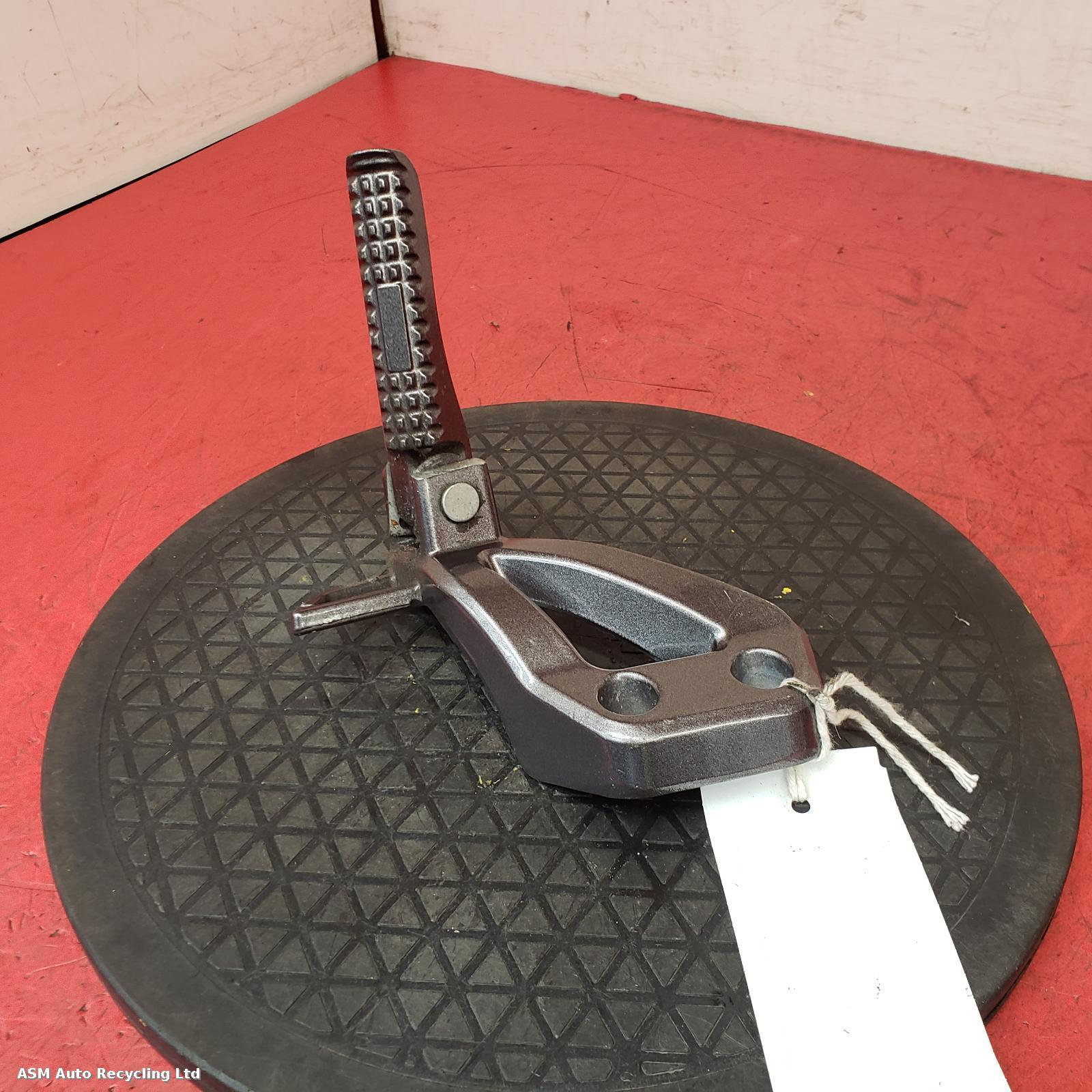 View Auto part Left Footrest Motorini Misano 2021