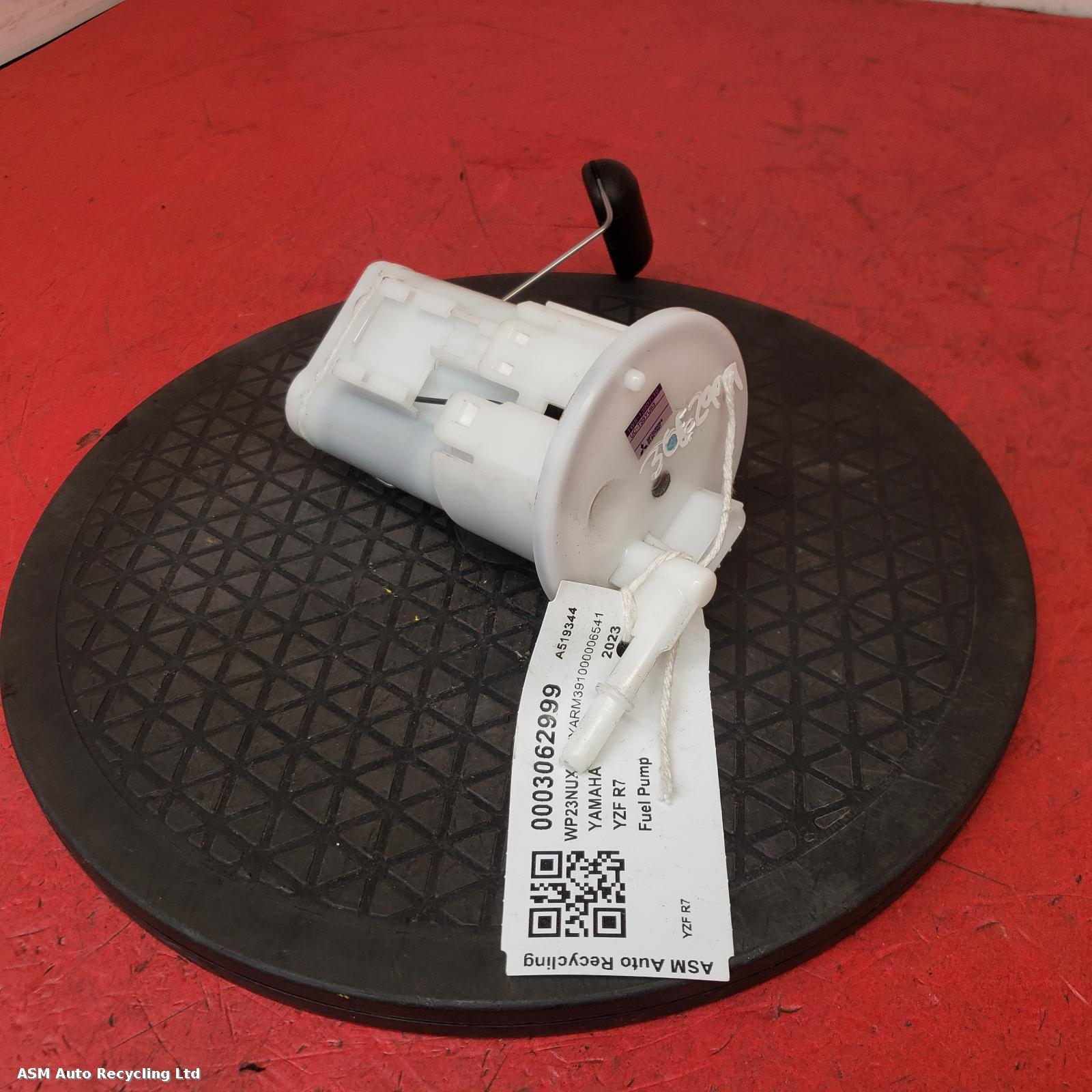 View Auto part Fuel Pump Yamaha Yzf R7 2023