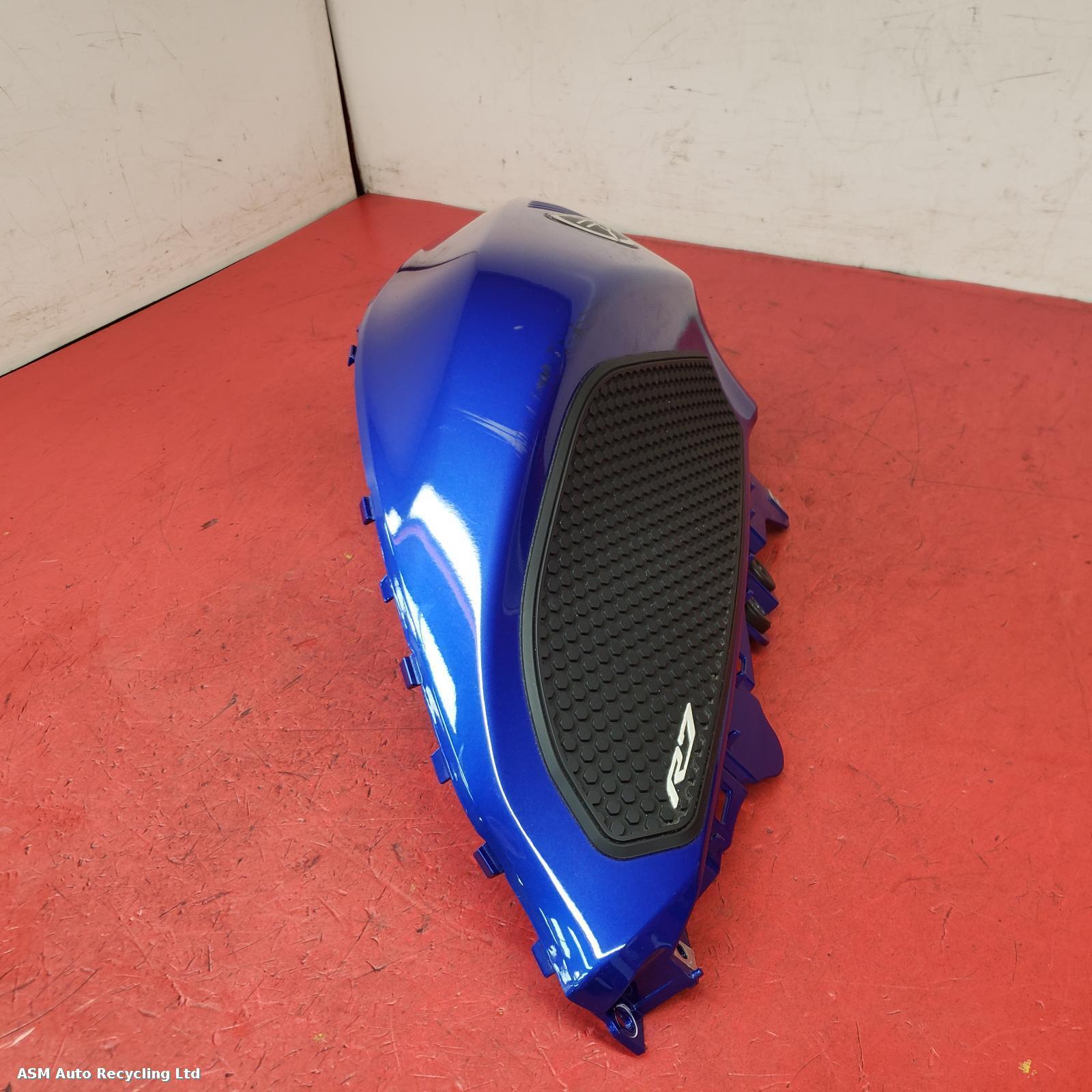 View Auto part Tank Trim Yamaha Yzf R7 2023