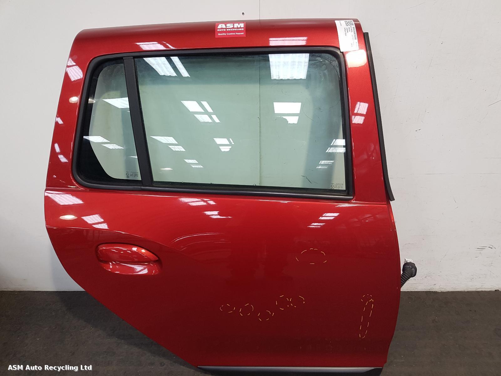 View Auto part R Rear Door Dacia Logan 2014