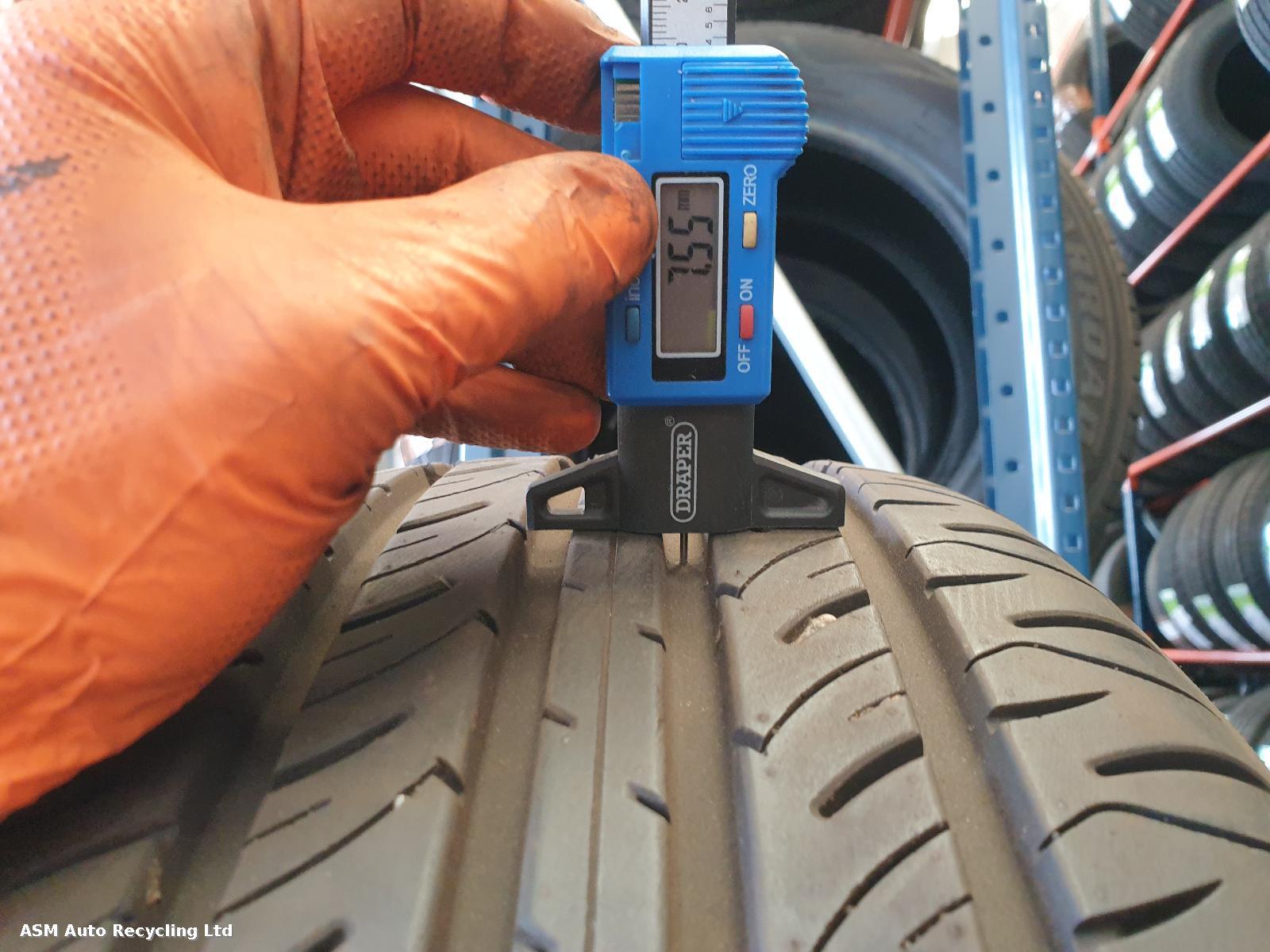 View Auto part 60 Profile Tyre Tyre 16 Inch Tyre 2024