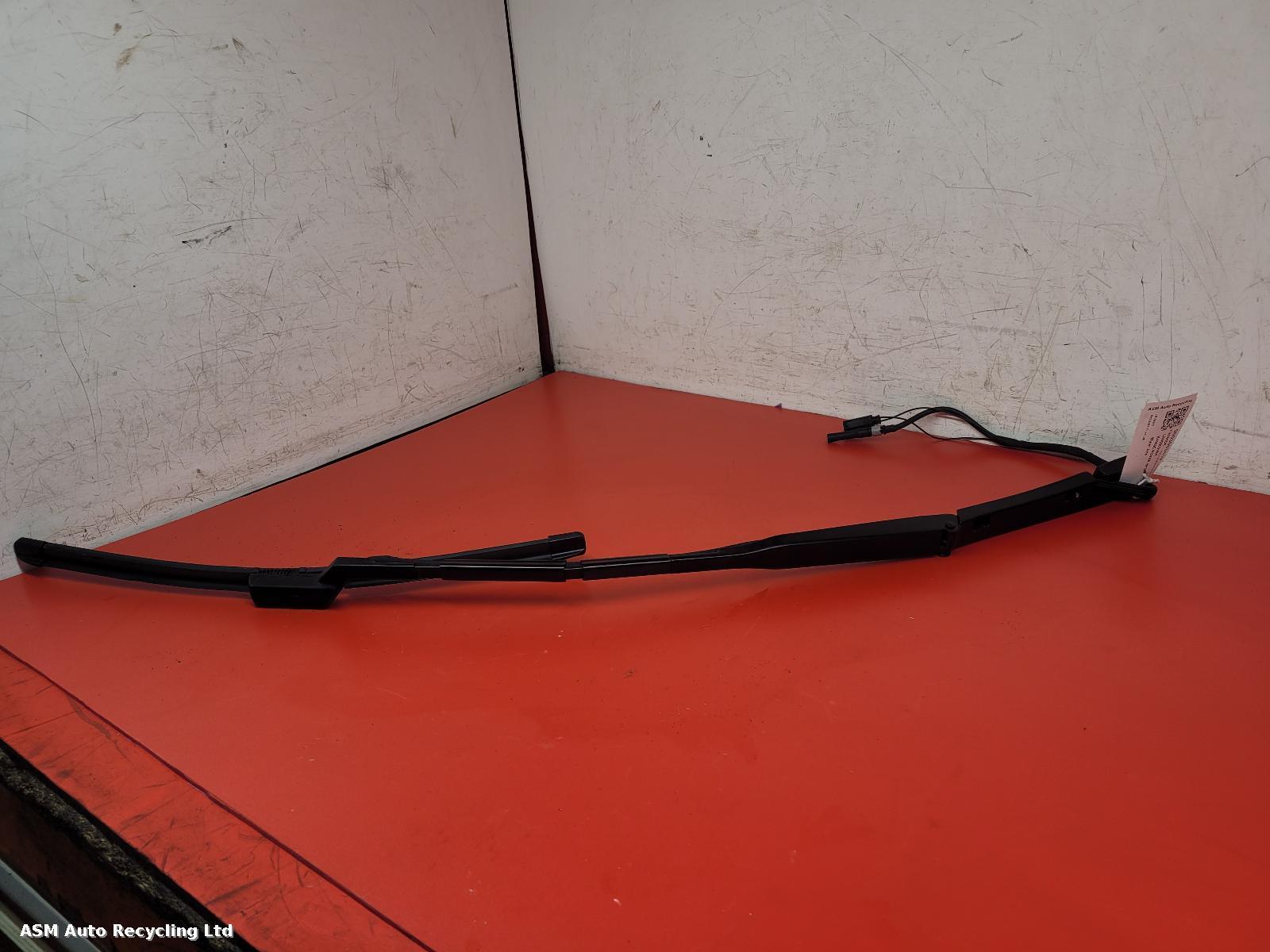 View Auto part Wiper Arm Land Rover Range Rover Sport 2024