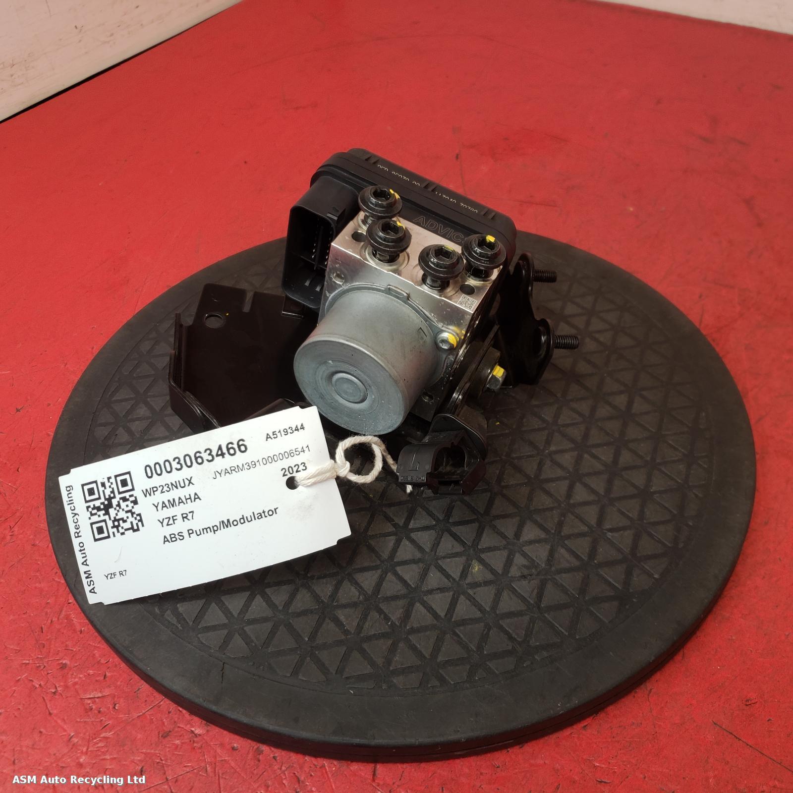 View Auto part ABS Pump/Modulator Yamaha Yzf R7 2023