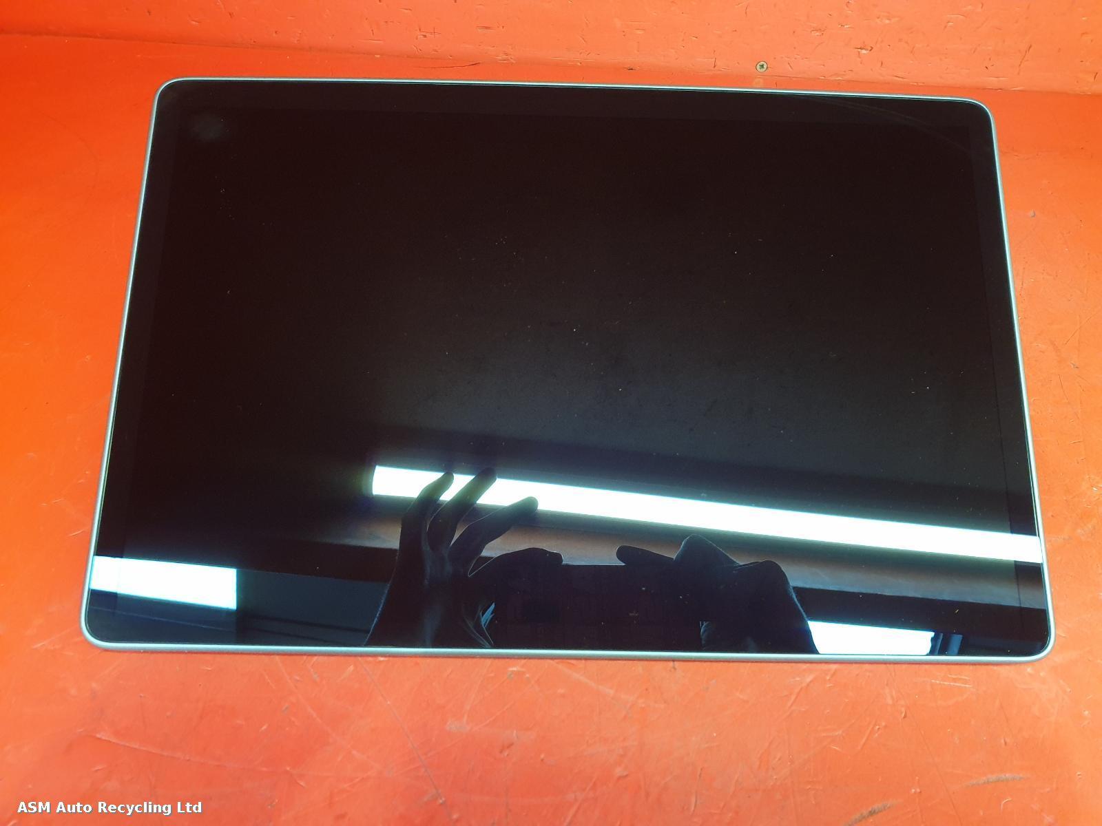 View Auto part Radio Display Tesla Model 3 2020