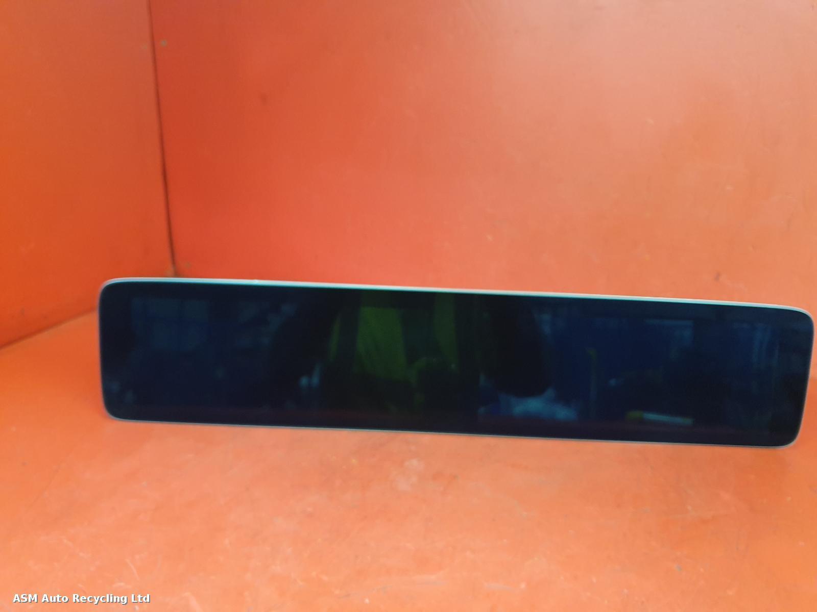 View Auto part Radio Display Mercedes E Class 2019