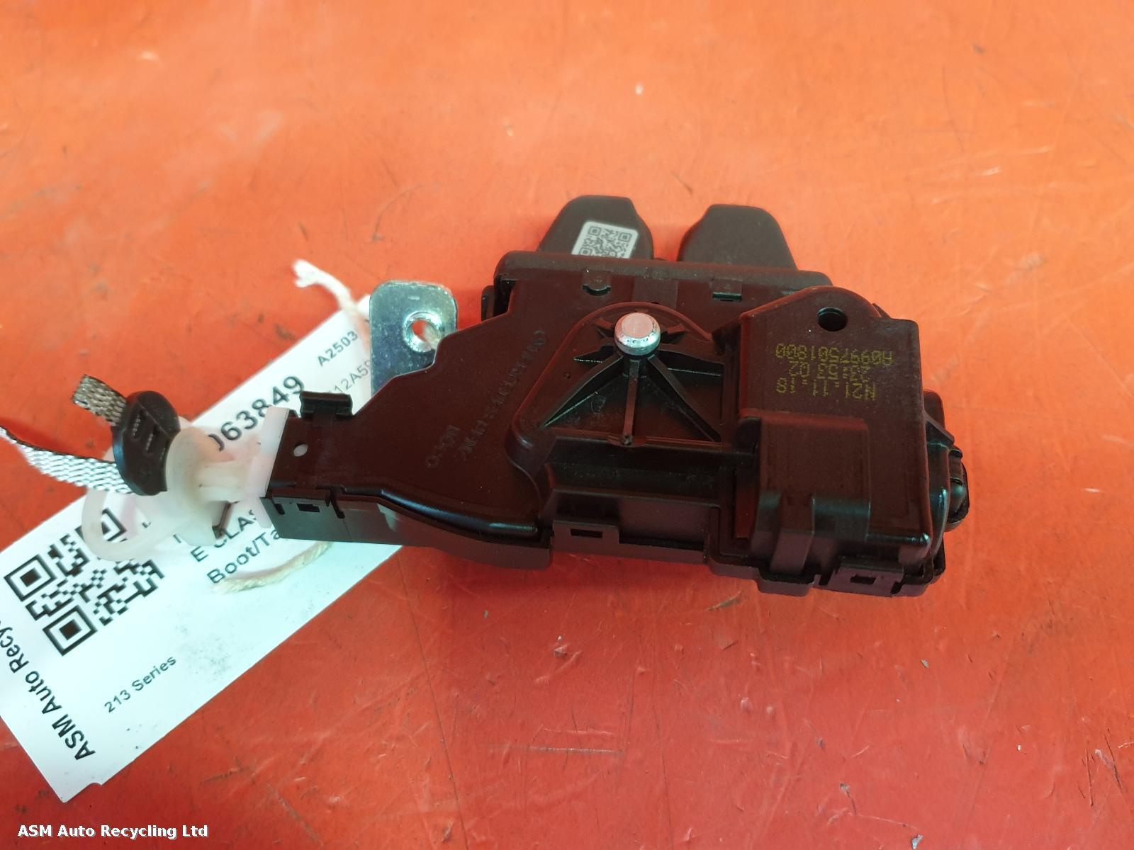 View Auto part Bootlid/Tailgate Lock Mercedes E Class 2019