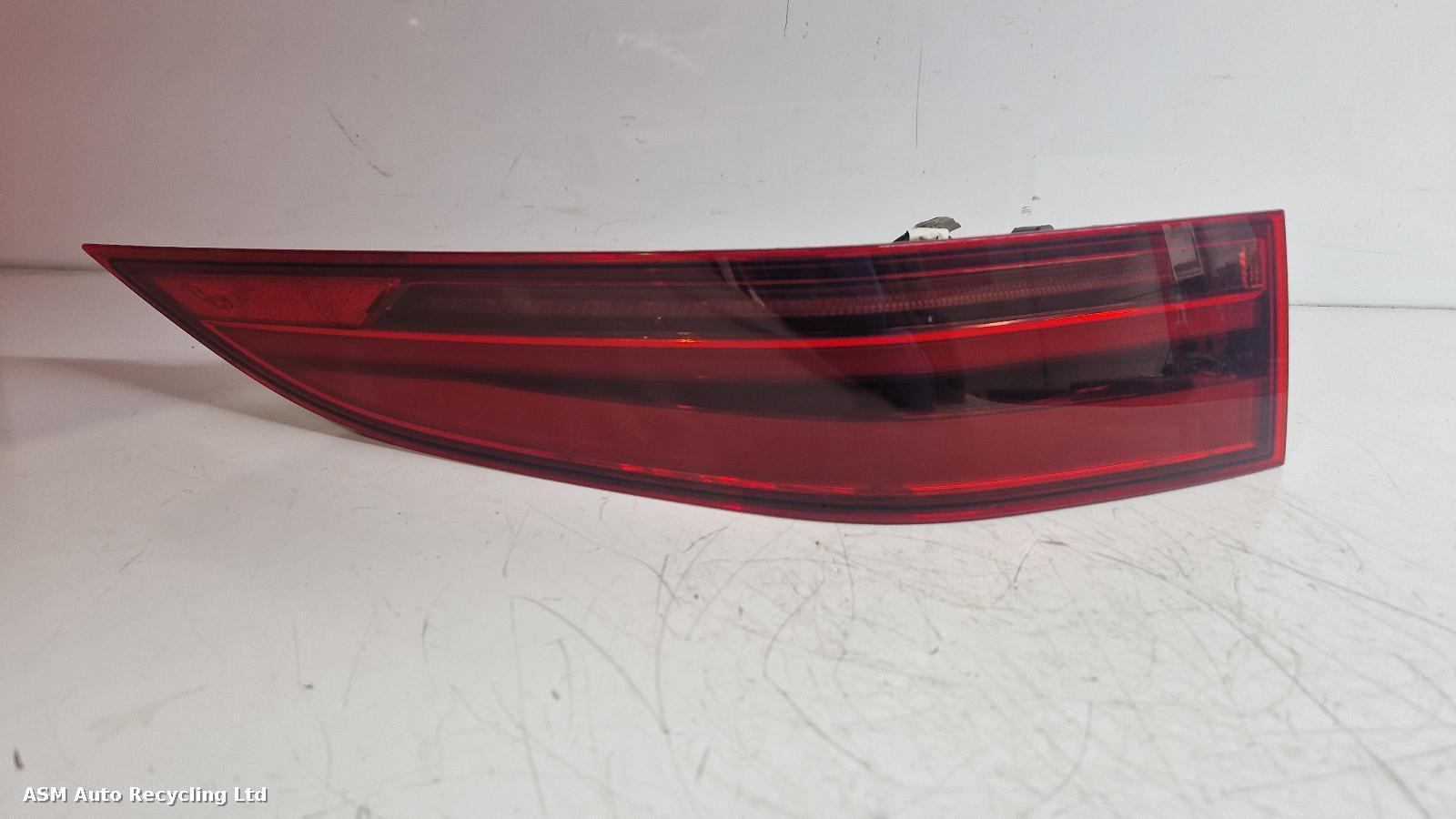 View Auto part R Taillight Jaguar E Pace 2019