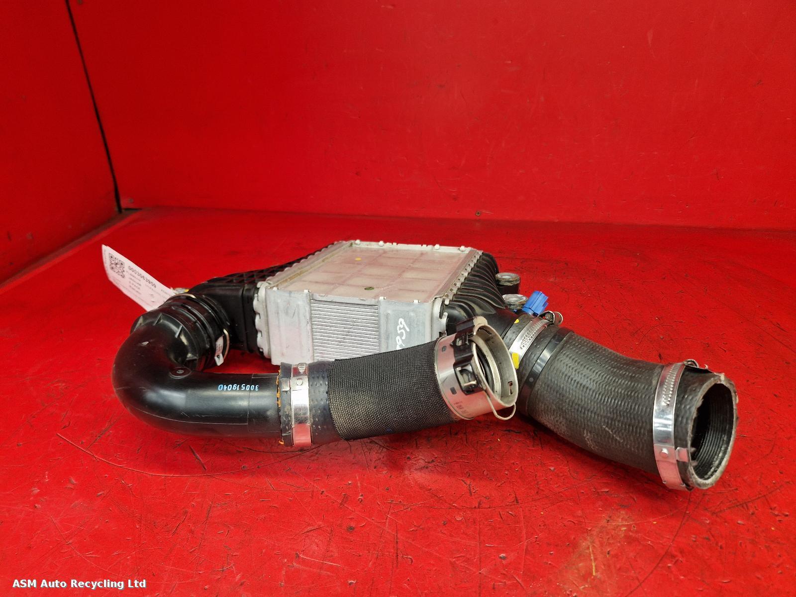 View Auto part Radiator Jaguar E Pace 2019