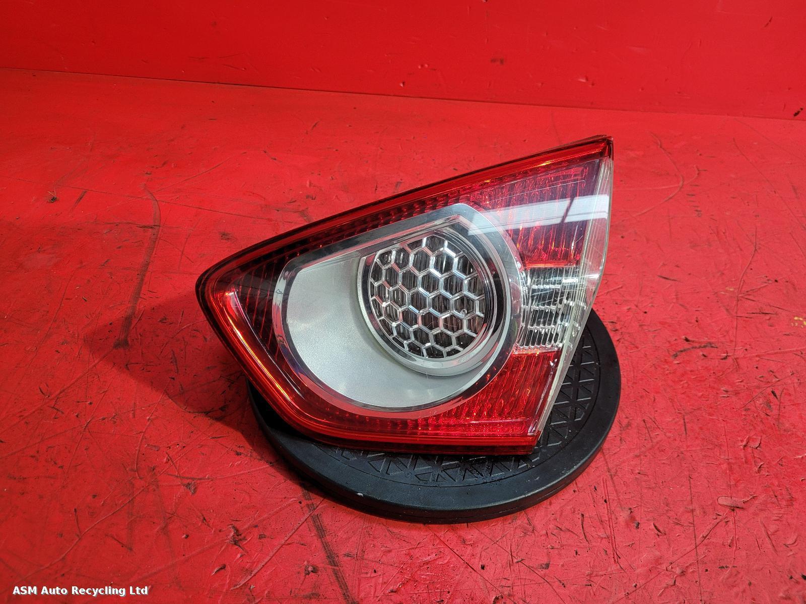 View Auto part R Taillight Ford Kuga 2010