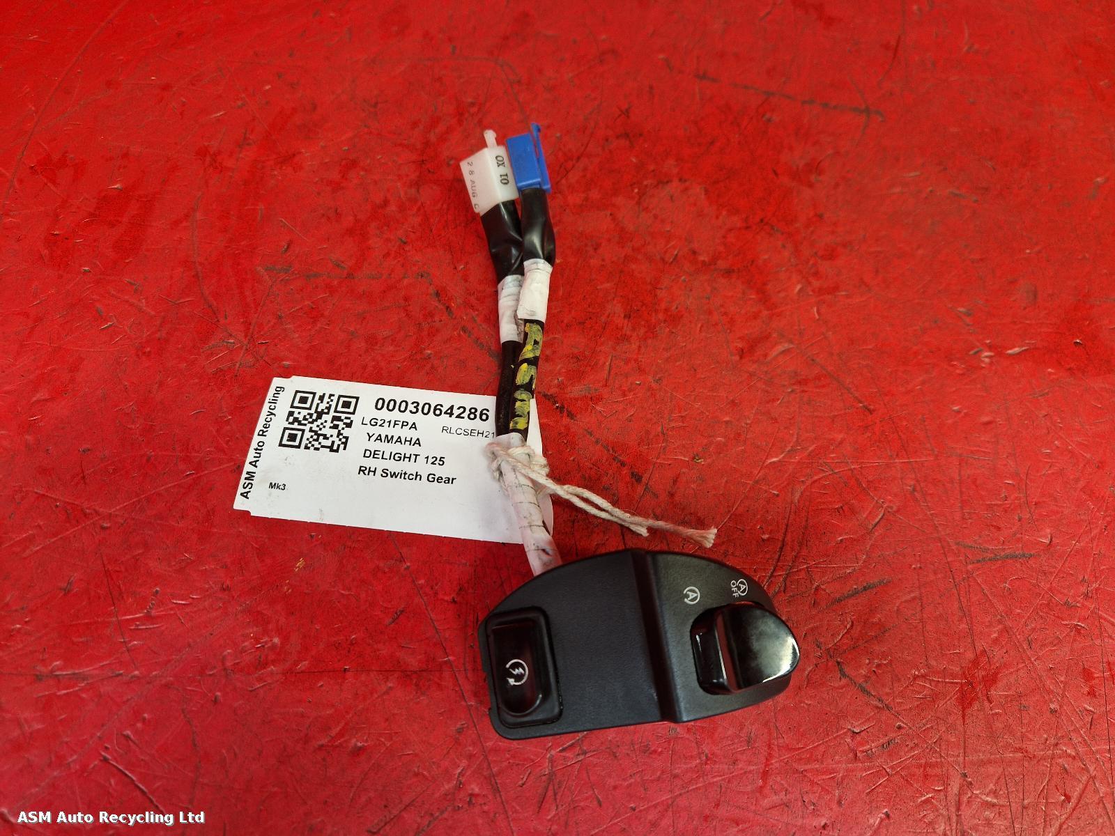 View Auto part RH Switch Gear Yamaha Delight 125	 2021