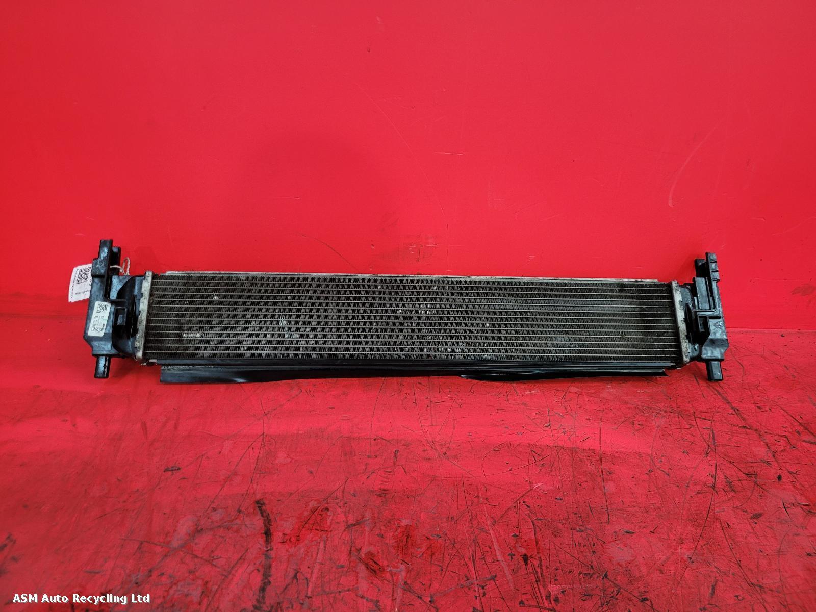 View Auto part Radiator Volkswagen Golf 2020
