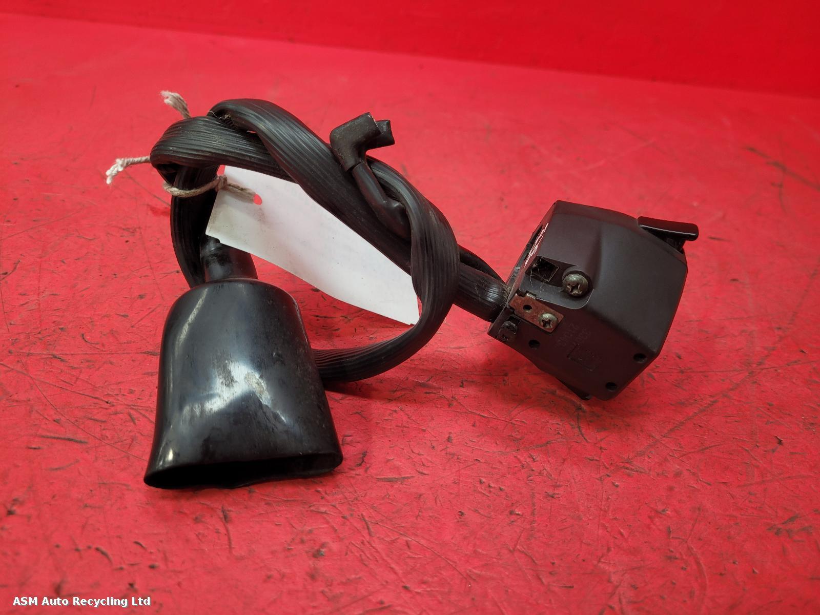 View Auto part LH Switch Gear Benelli Bn 125 2021