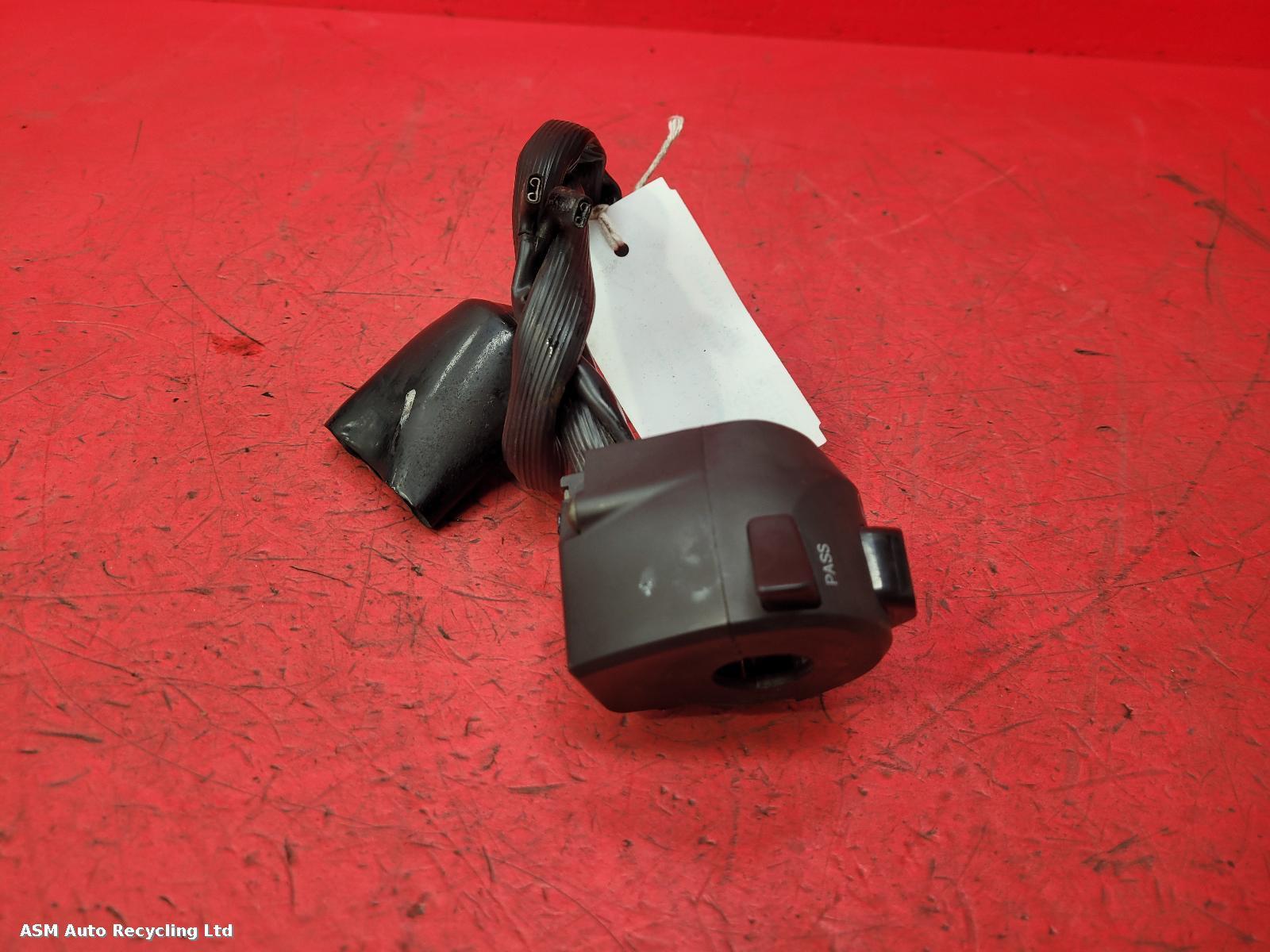 View Auto part LH Switch Gear Benelli Bn 125 2021