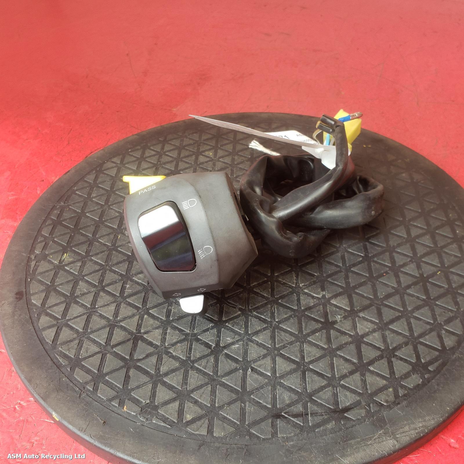 View Auto part LH Switch Gear Bluroc Tracker 125 2023