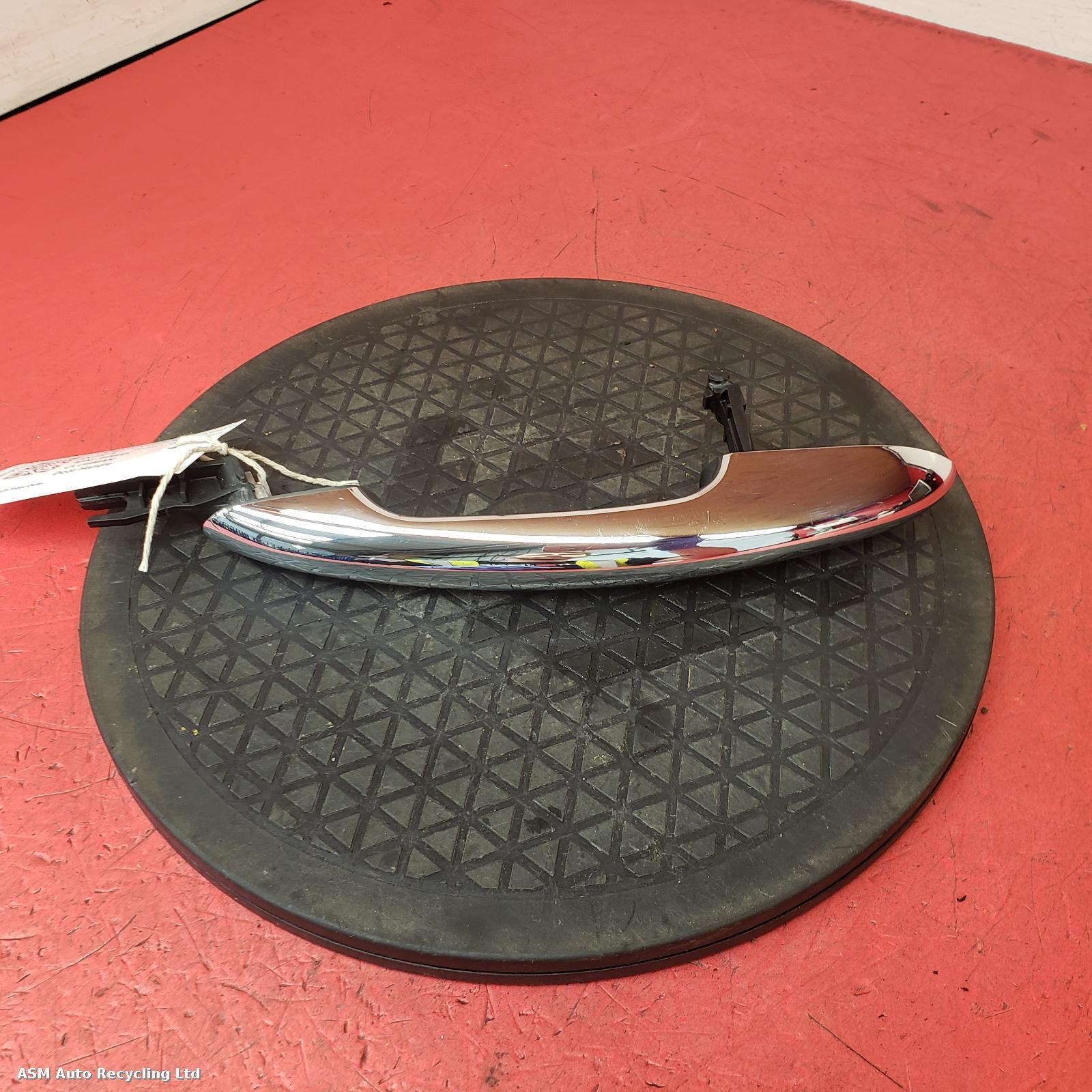 View Auto part Door Handle Mini (bmw) Clubman 2019