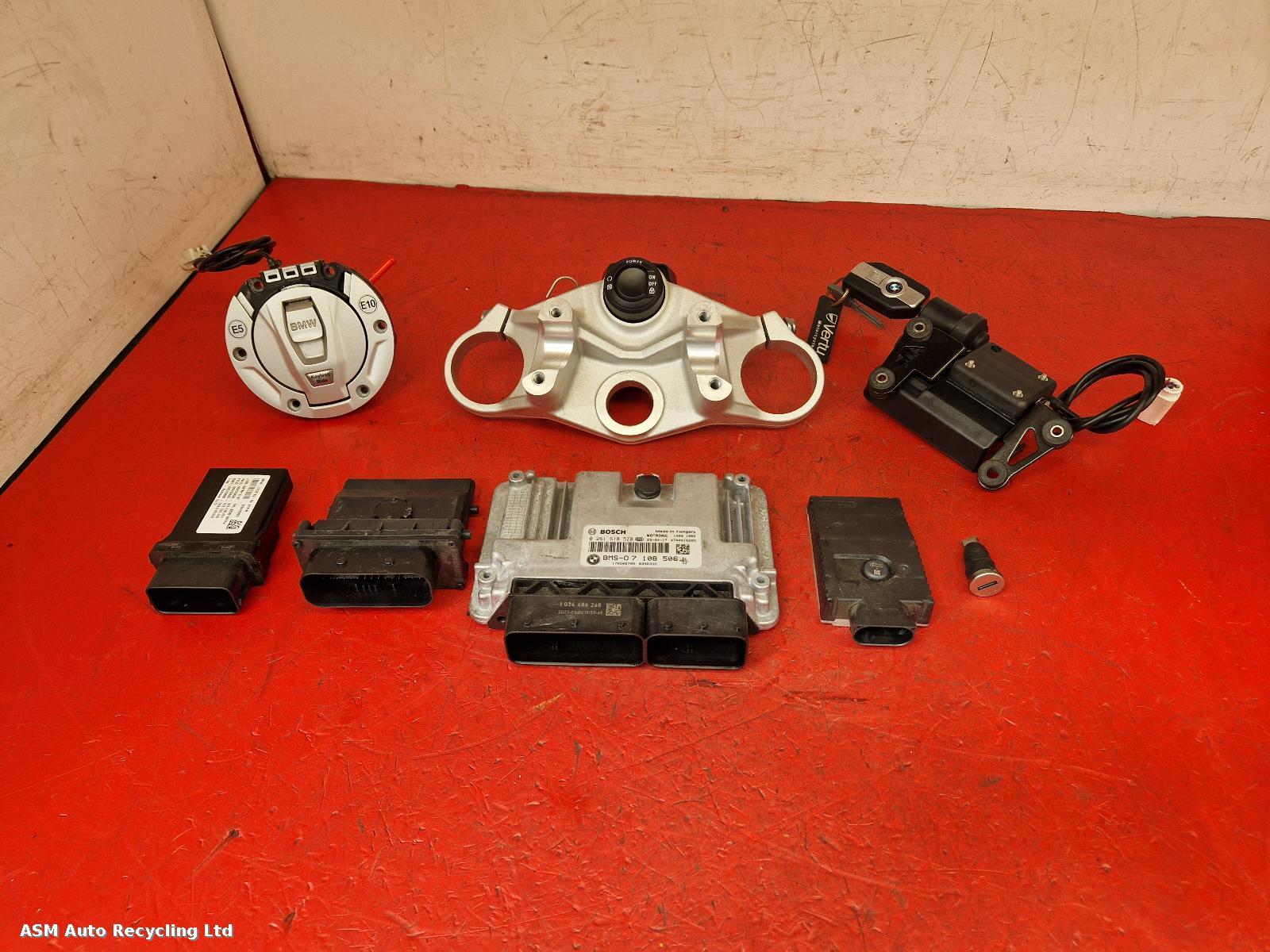 View Auto part Comp.Lock Set + Keys Bmw R1250 Rs Se 2023