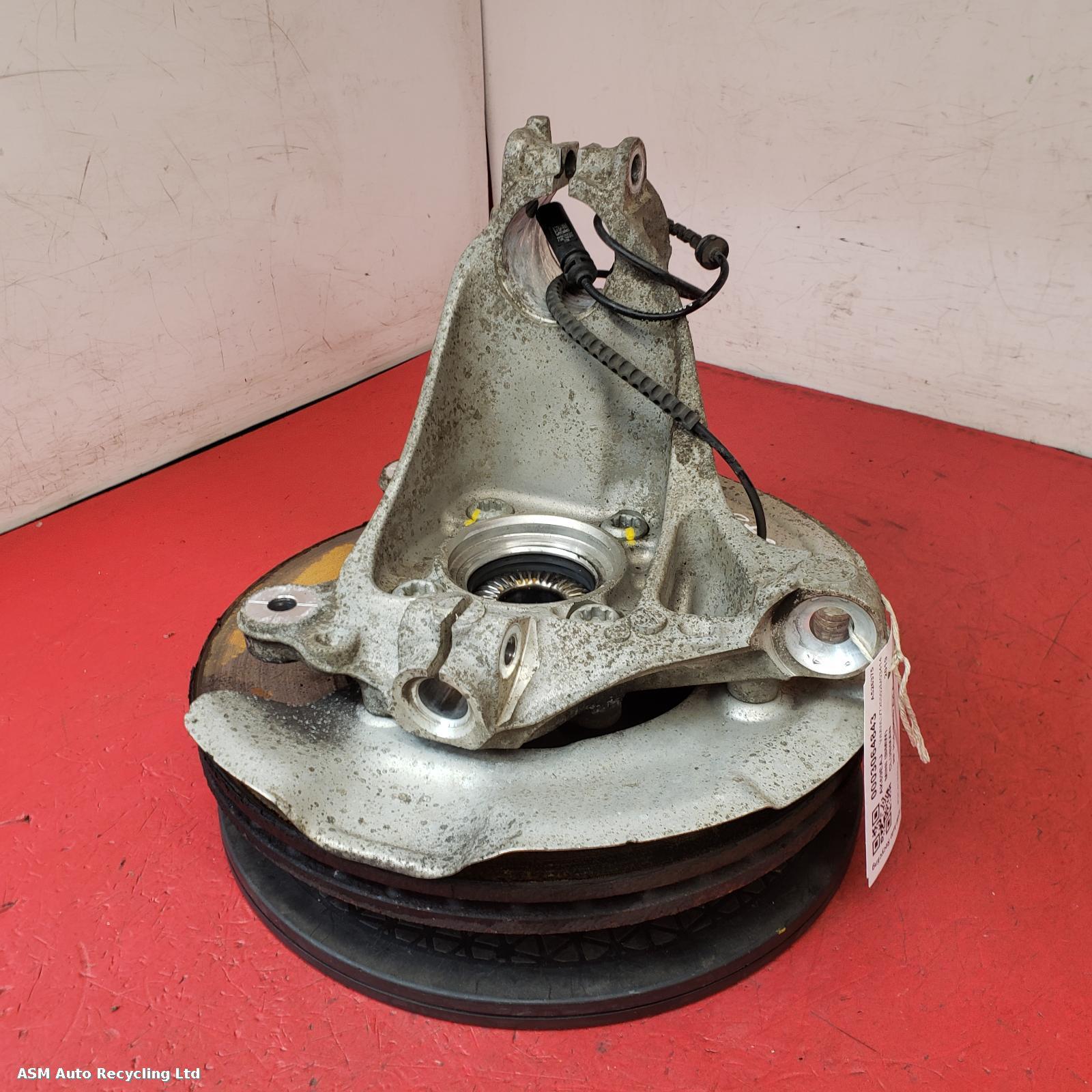 View Auto part RF Hub/Stub Axle Assembly Mini (bmw) Clubman 2019