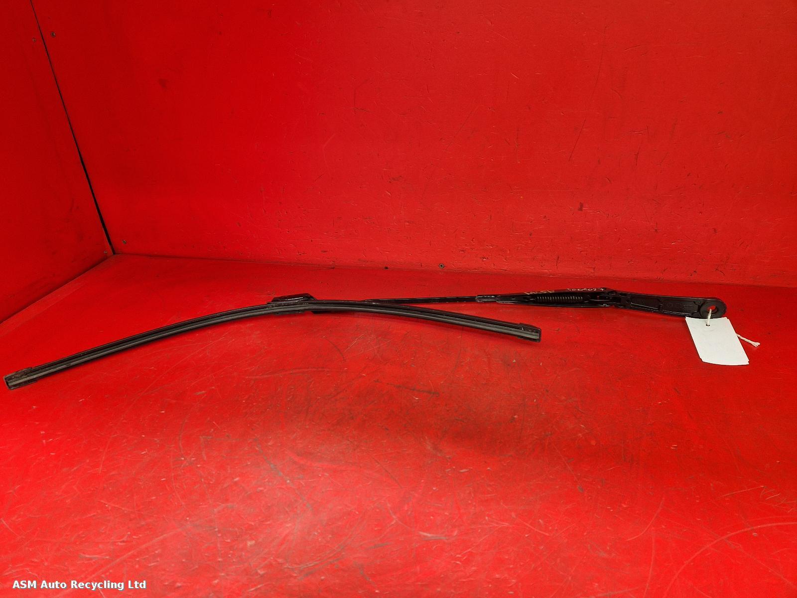 View Auto part Wiper Arm Ford Fiesta 2020