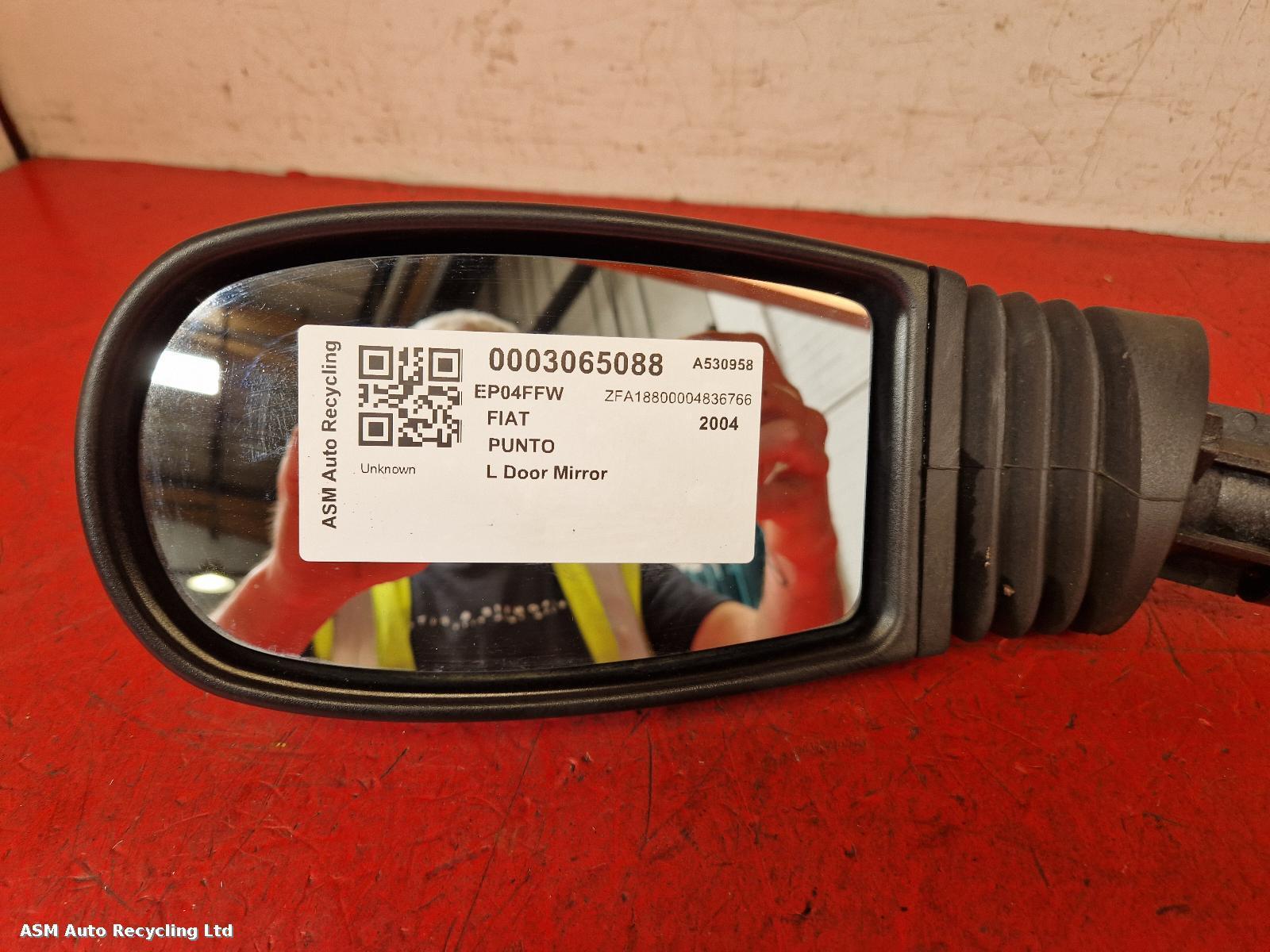 View Auto part L Door Mirror Fiat Punto 2004