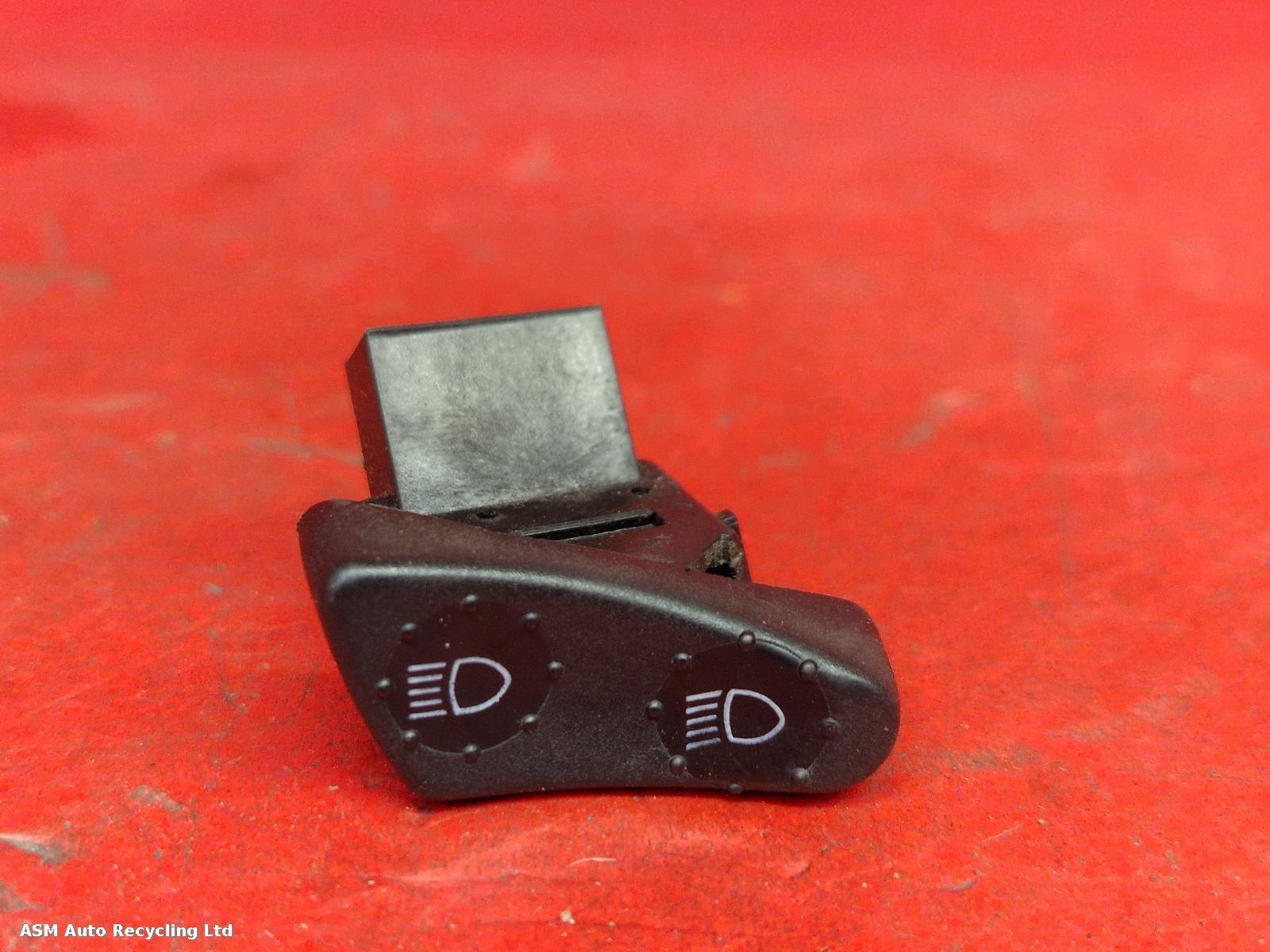 View Auto part LH Switch Gear Piaggio Vespa 2016