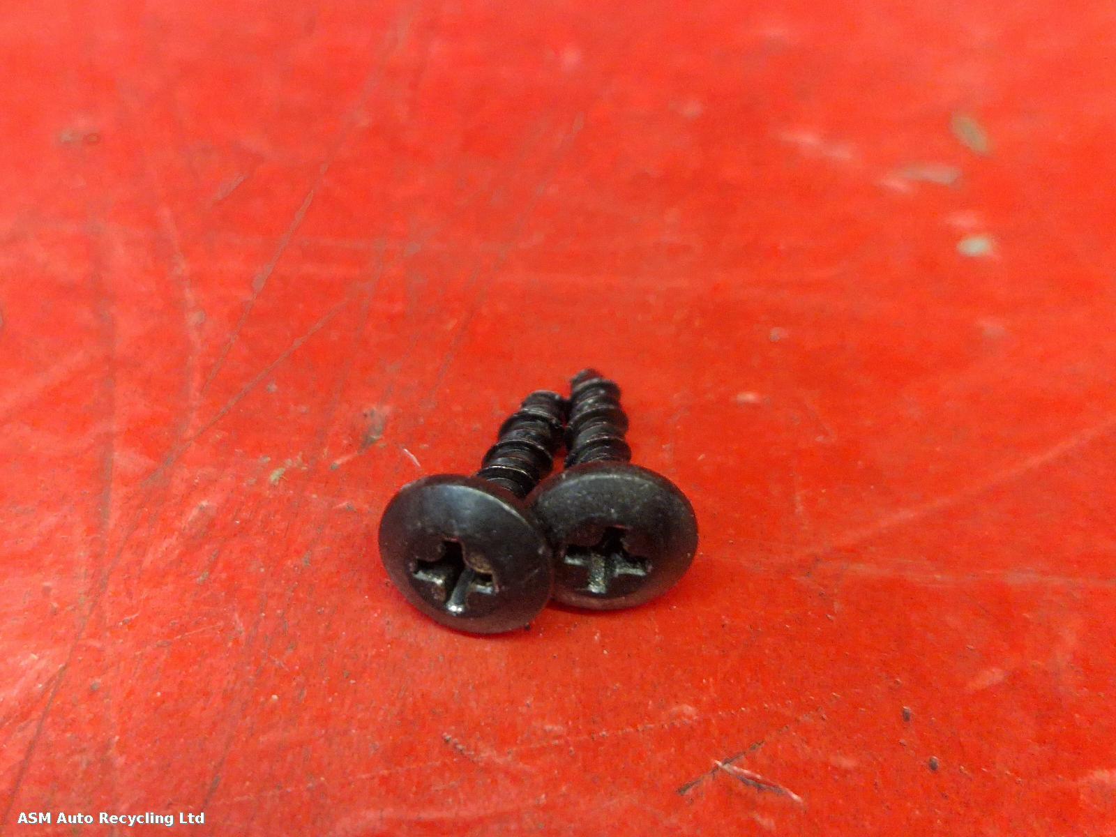 View Auto part LH Switch Gear Piaggio Vespa 2016