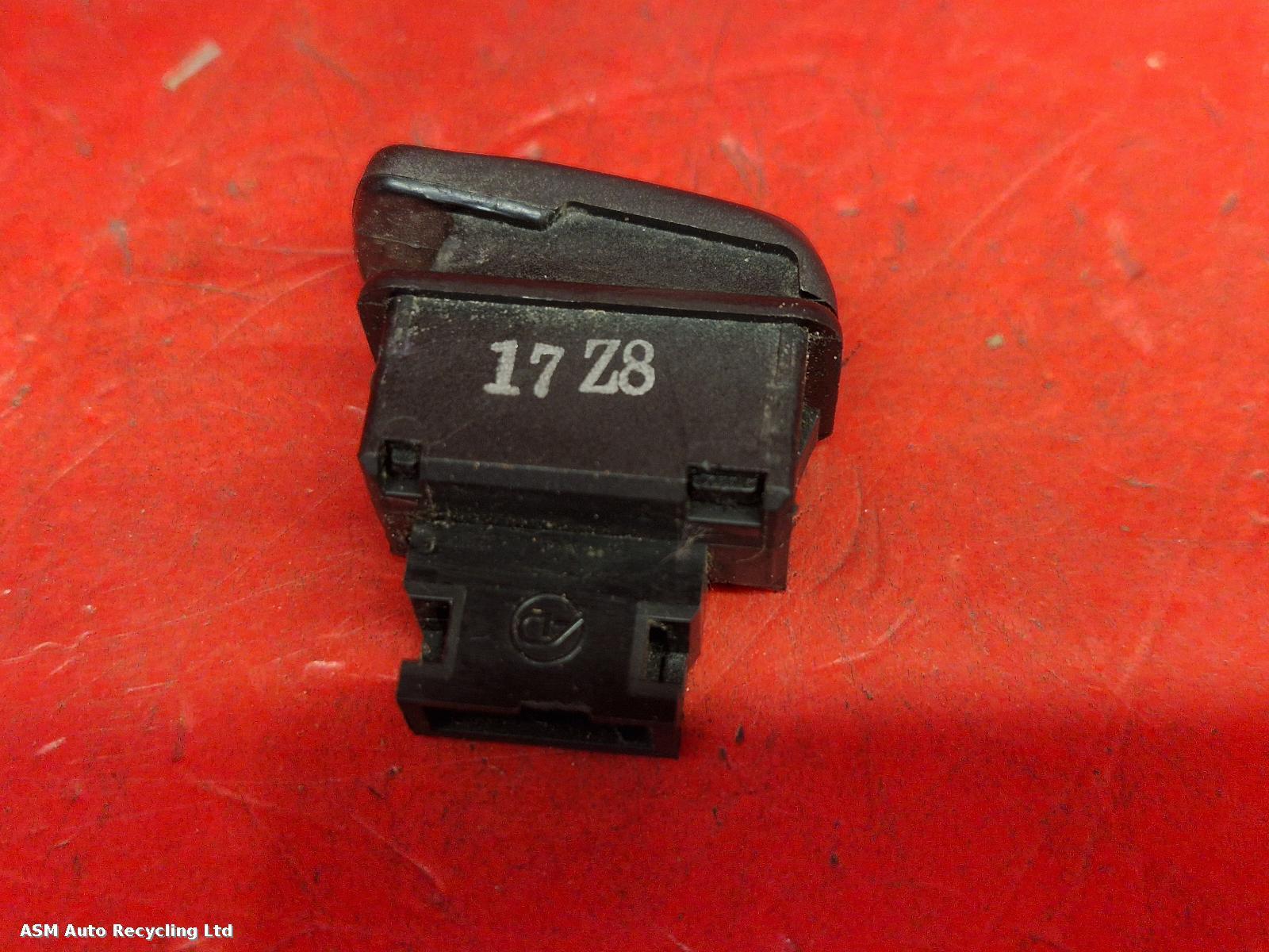 View Auto part LH Switch Gear Piaggio Vespa 2016
