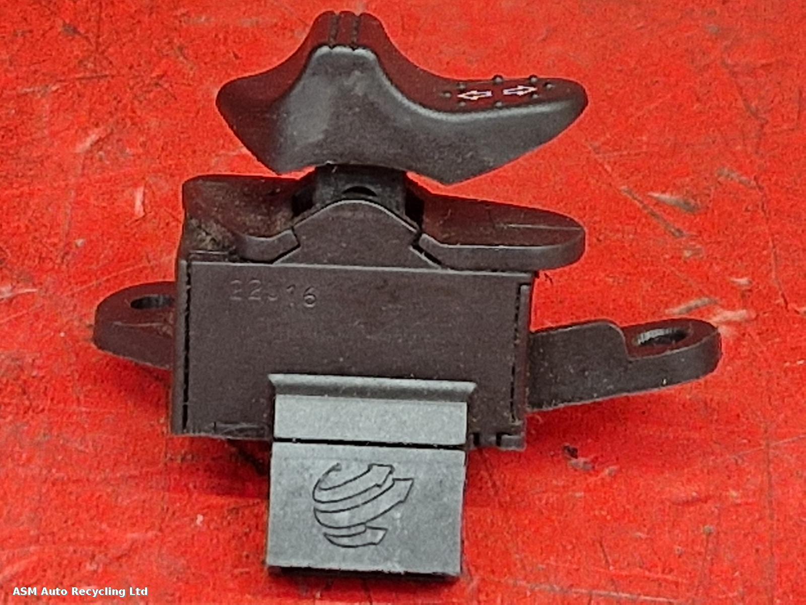 View Auto part LH Switch Gear Piaggio Vespa 2016