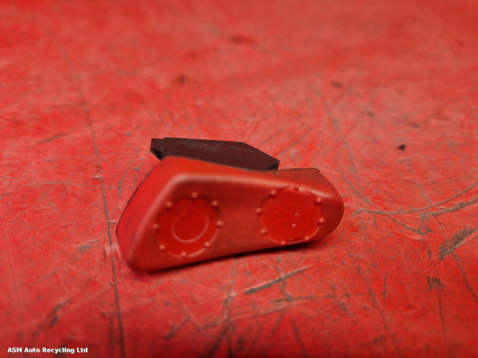 View Auto part RH Switch Gear Piaggio Vespa 2016