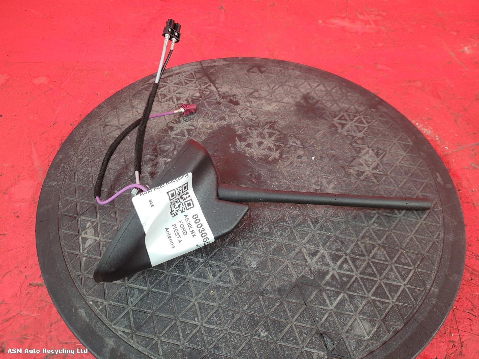 View Auto part Antenna Ford Fiesta 2020