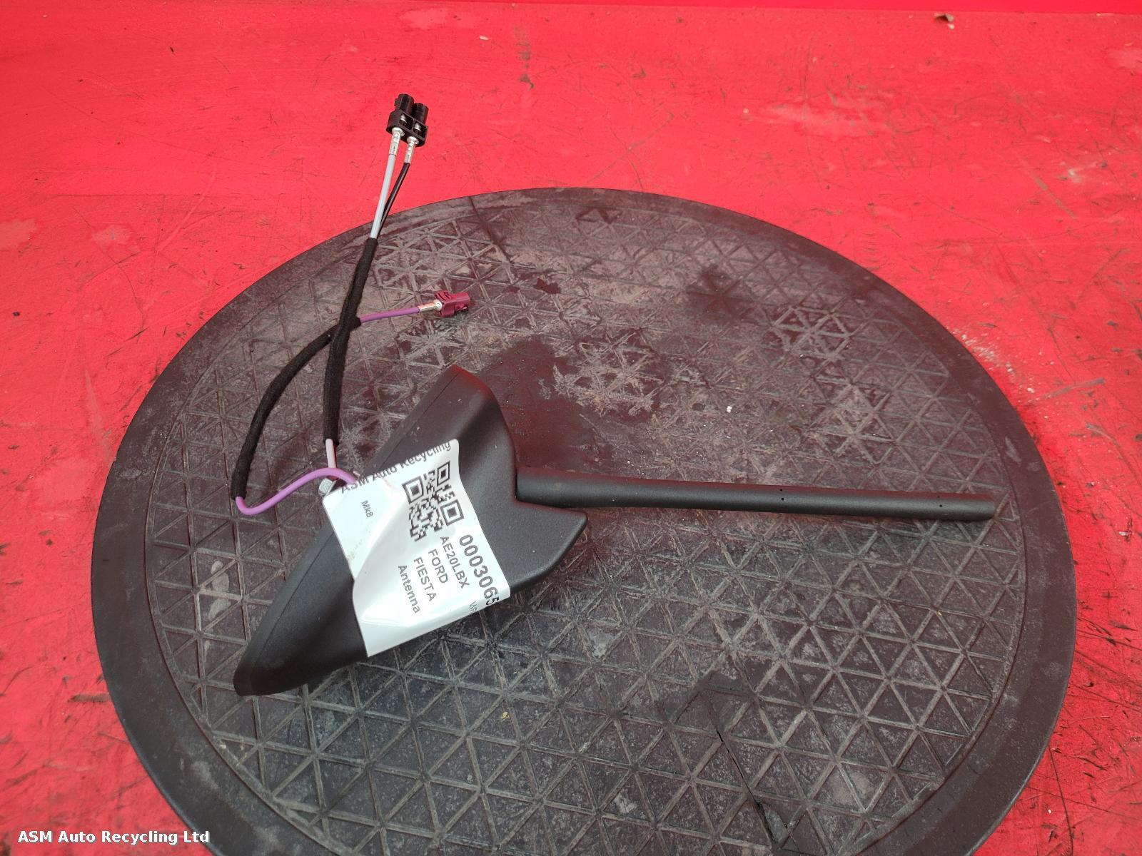 View Auto part Antenna Ford Fiesta 2020