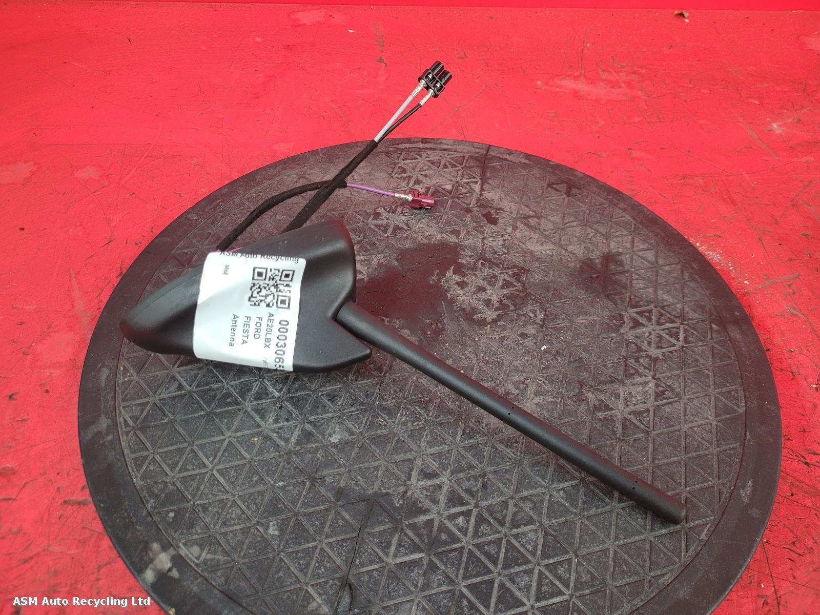 View Auto part Antenna Ford Fiesta 2020