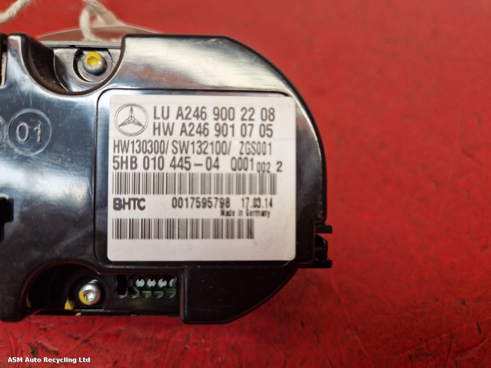 View Auto part Heater/AC Controller Mercedes A Class 2014