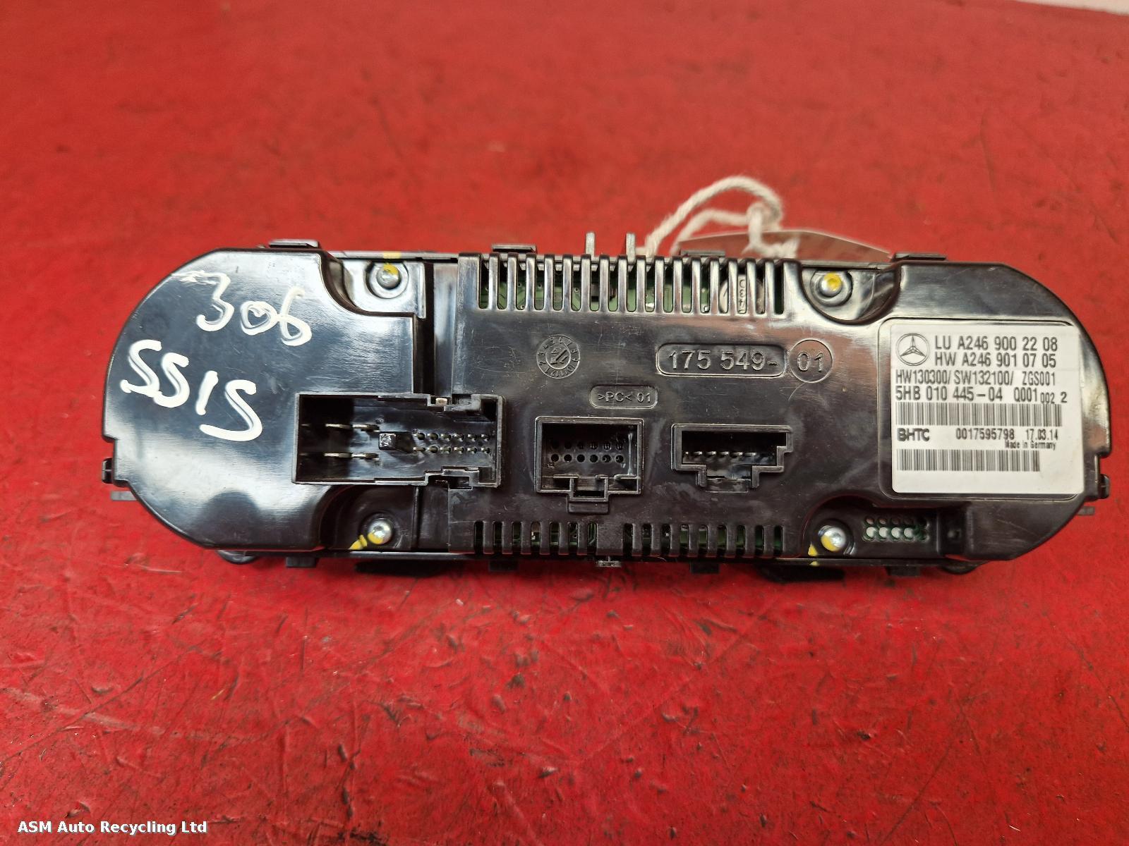 View Auto part Heater/AC Controller Mercedes A Class 2014
