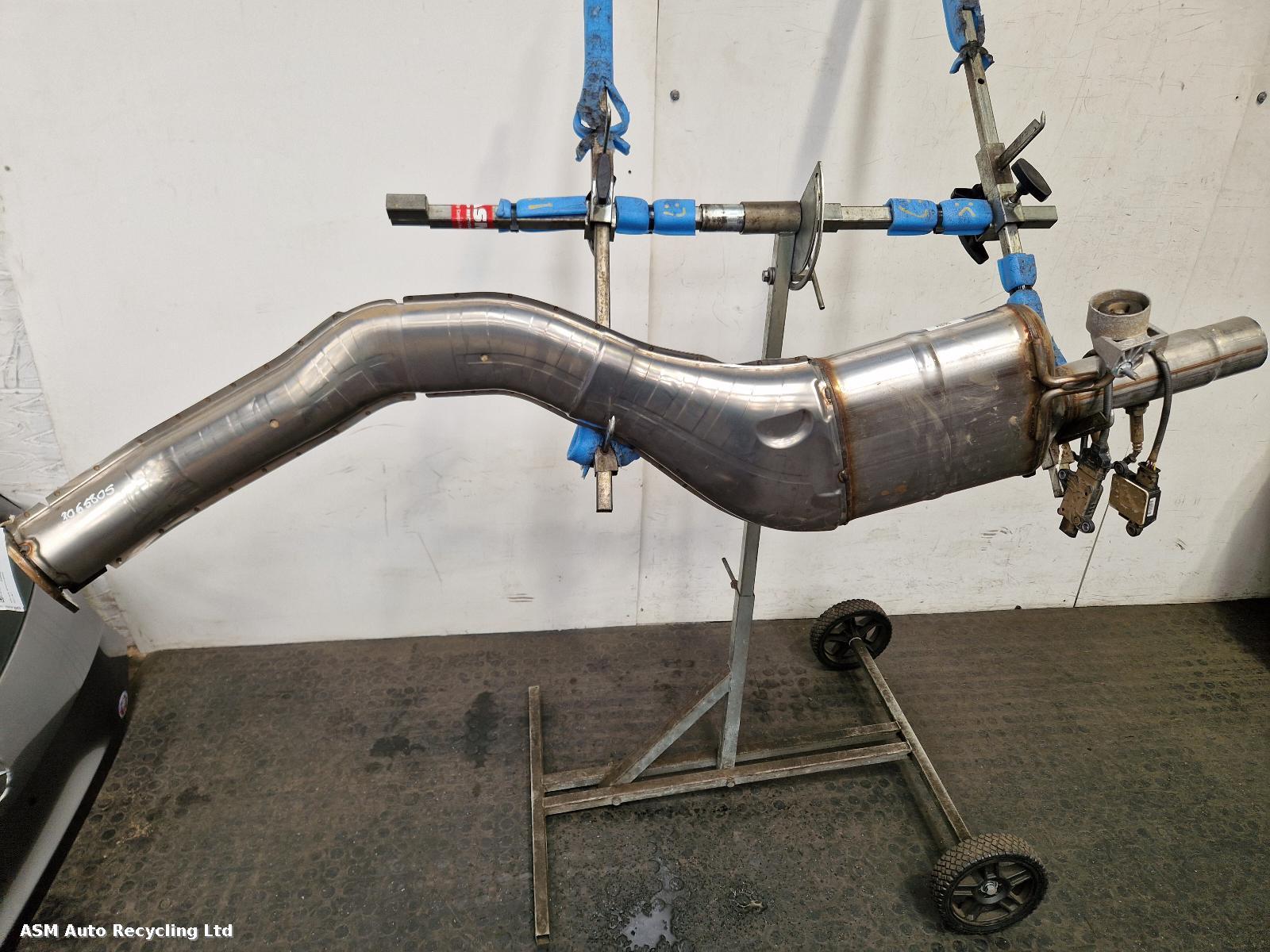 View Auto part Intermediate Pipe Land Rover Range Rover Sport 2024