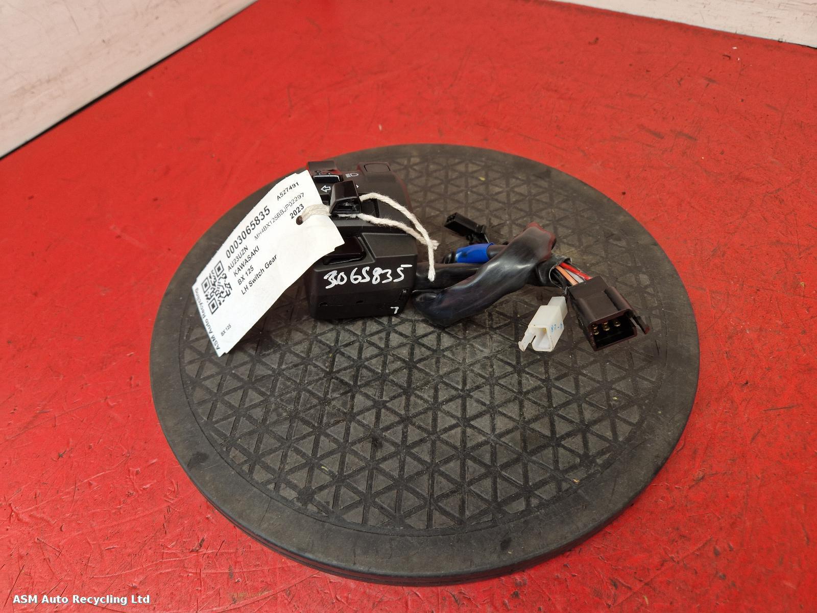 View Auto part LH Switch Gear Kawasaki Bx 125 2023