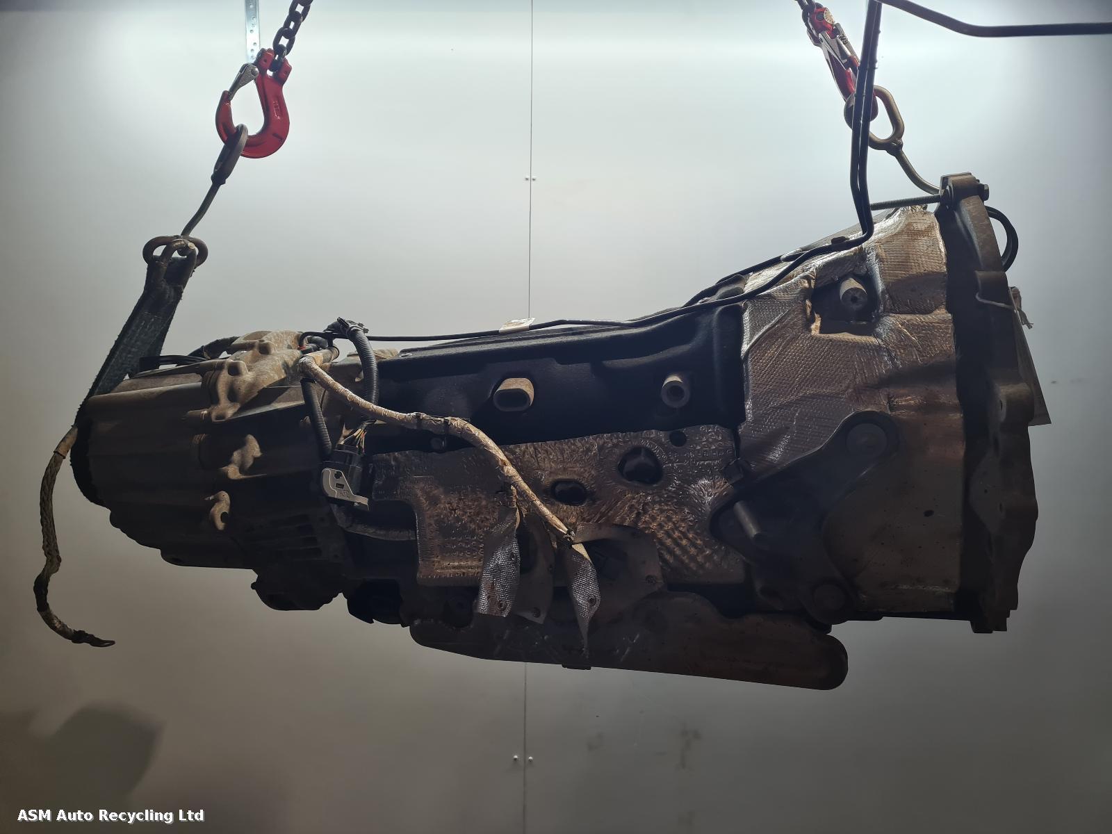 View Auto part Gearbox Land Rover Defender 2021