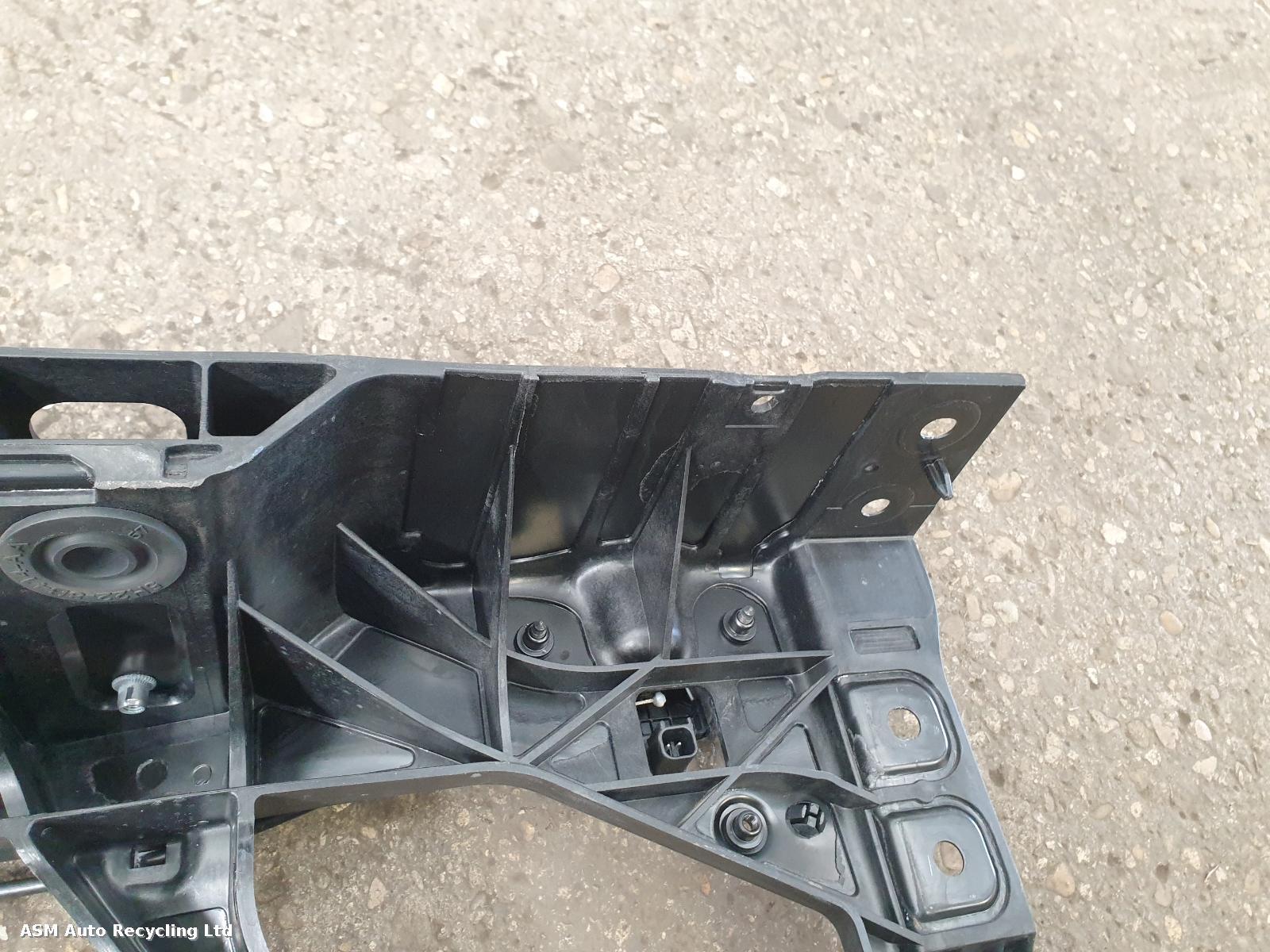 View Auto part Front Panel Land Rover Defender 2021