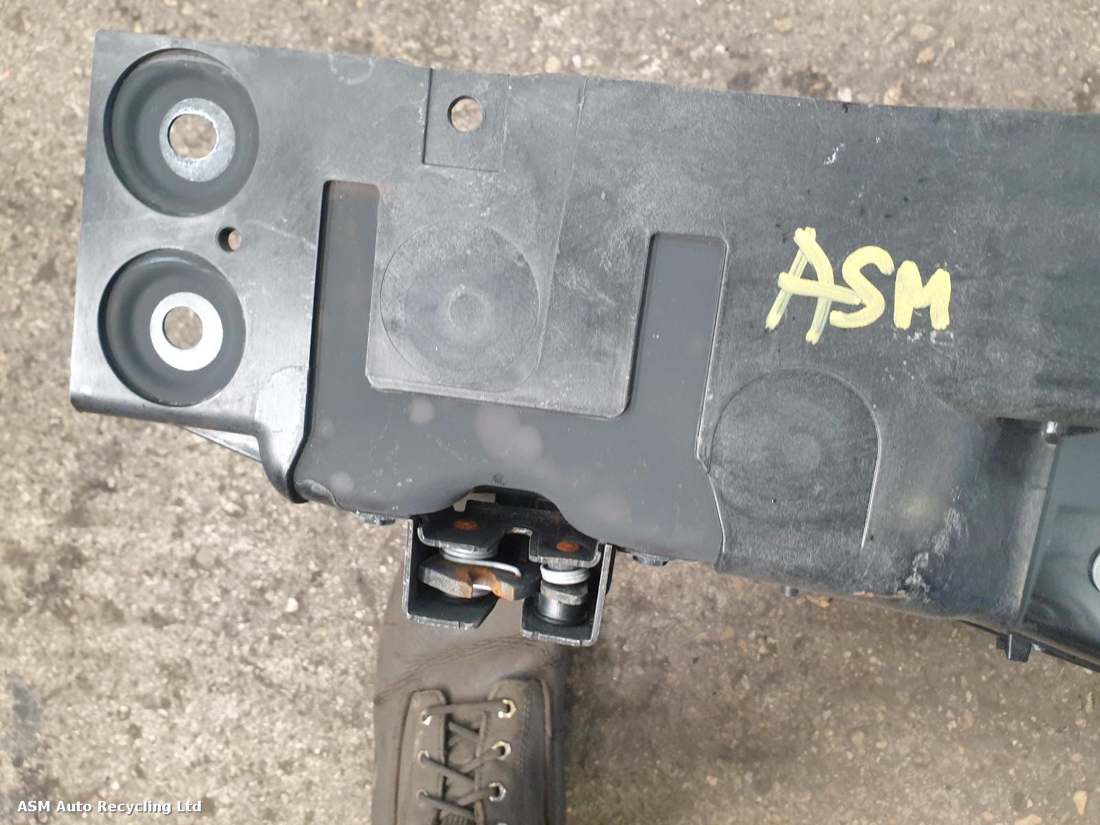 View Auto part Front Panel Land Rover Defender 2021