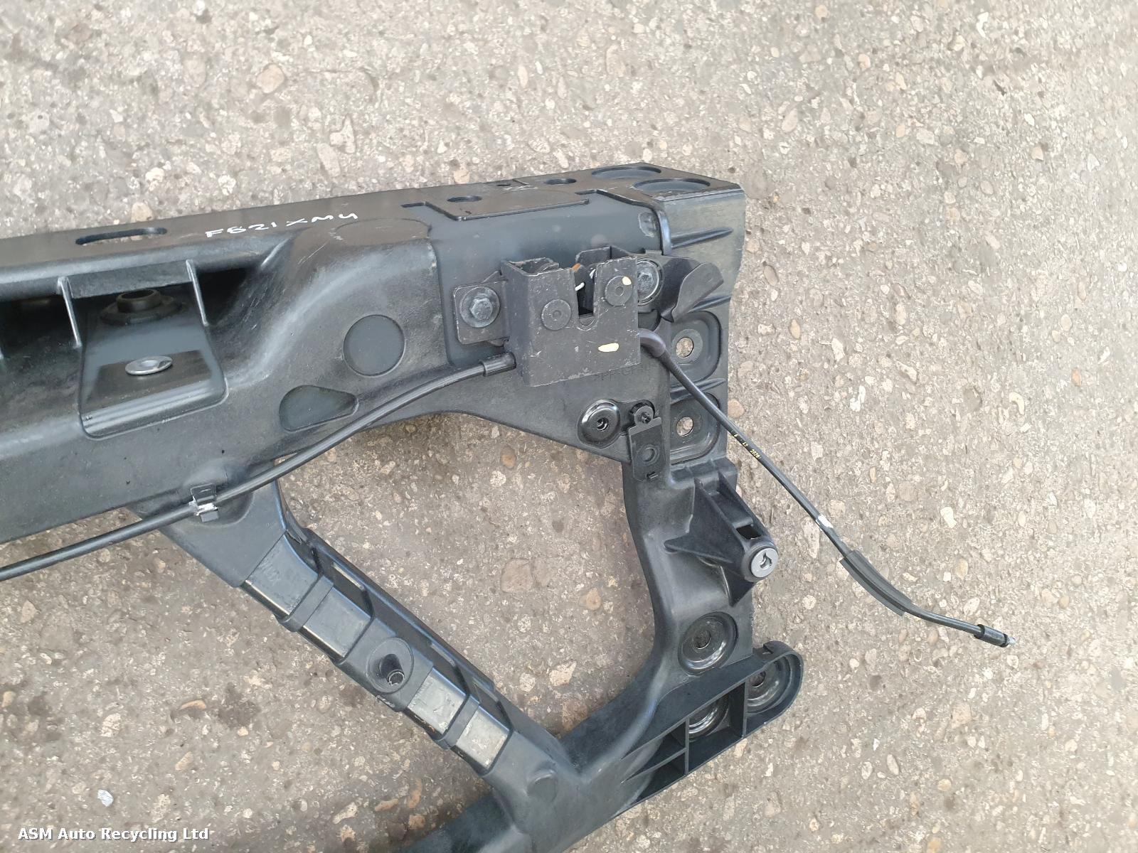 View Auto part Front Panel Land Rover Defender 2021