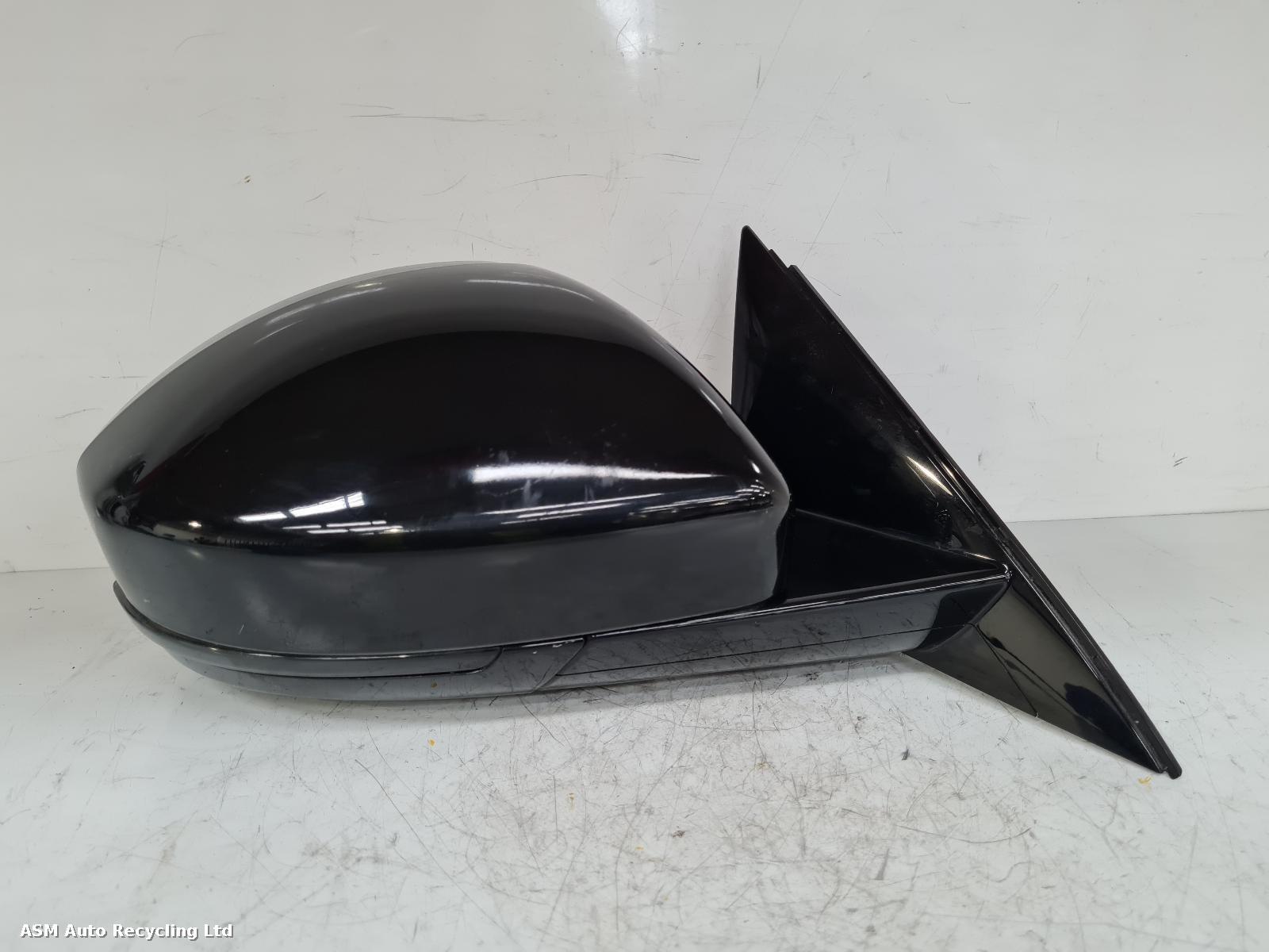 View Auto part R Door Mirror Land Rover Range Rover Evoque 2019