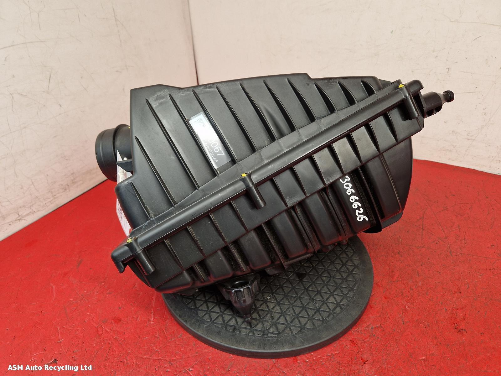 View Auto part Air Cleaner/Box Land Rover Range Rover Sport 2019
