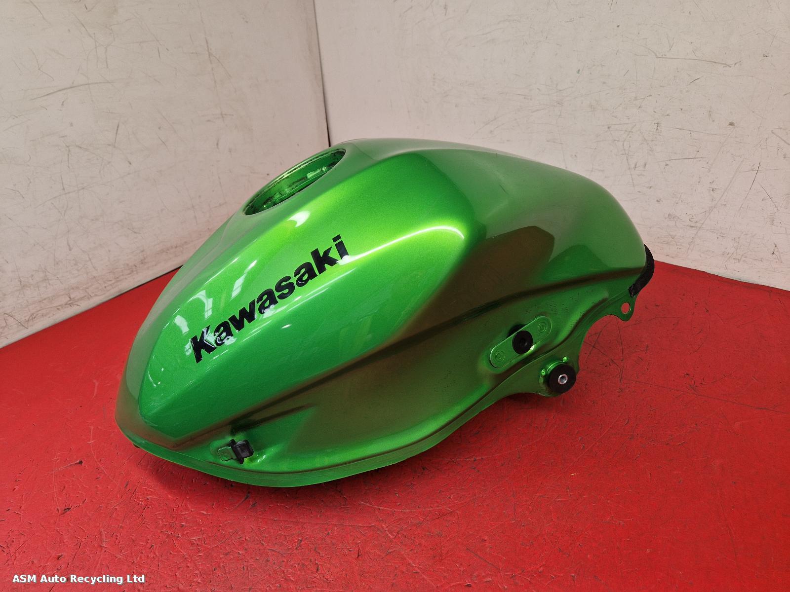 View Auto part Fuel Tank Kawasaki Br 125 2020