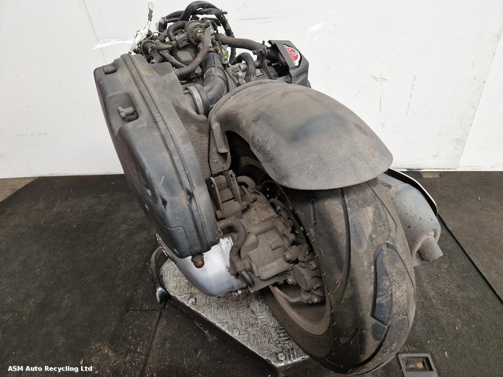 View Auto part Engine Piaggio Vespa Gts 125 2020