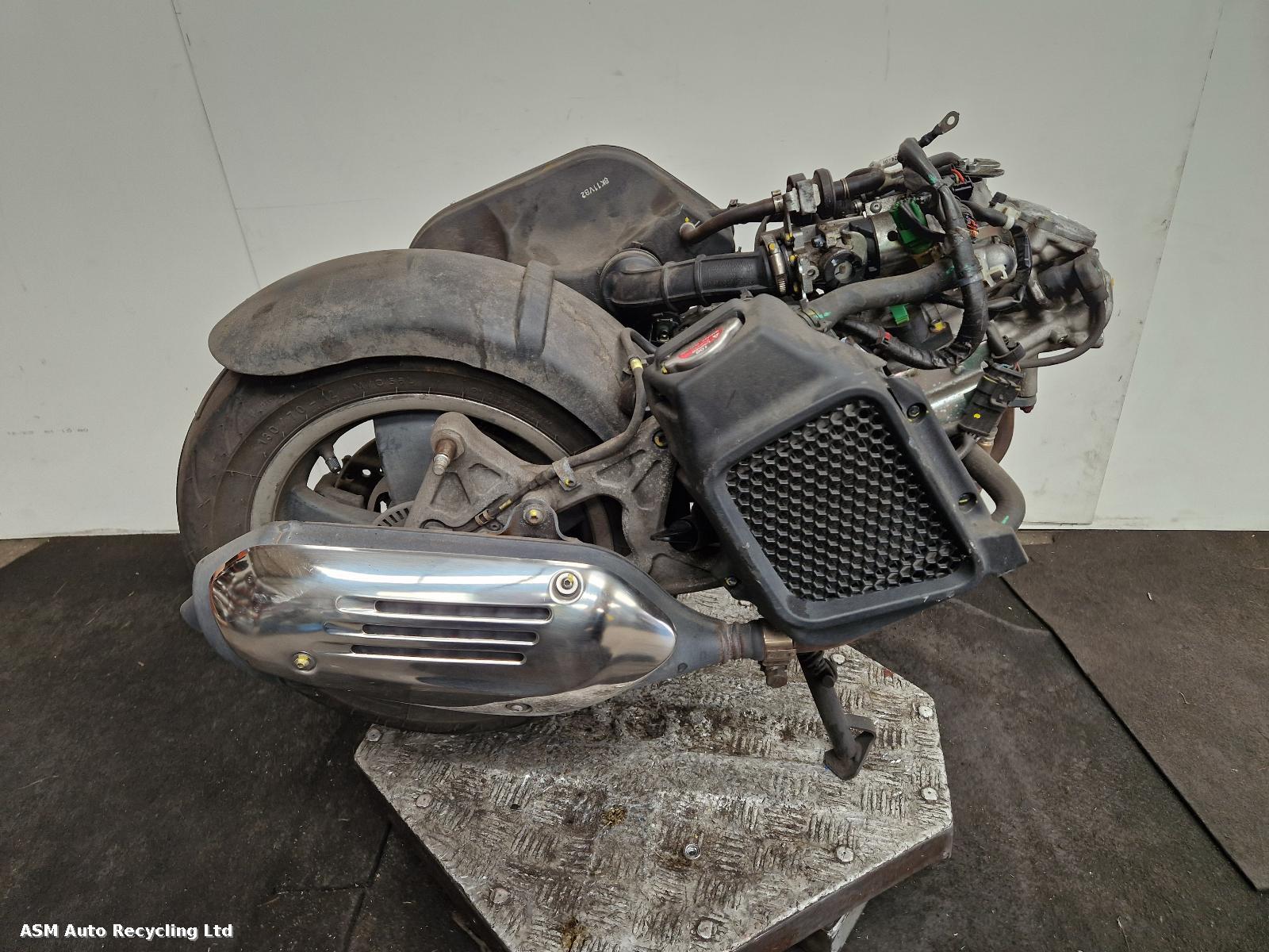 View Auto part Engine Piaggio Vespa Gts 125 2020