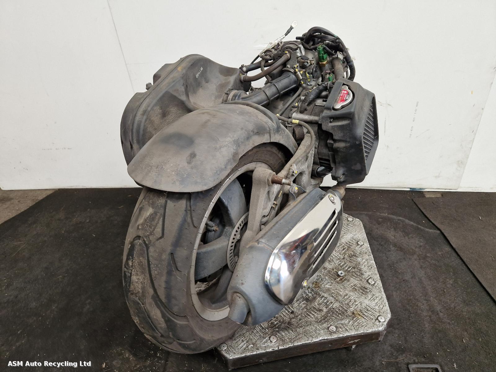 View Auto part Engine Piaggio Vespa Gts 125 2020
