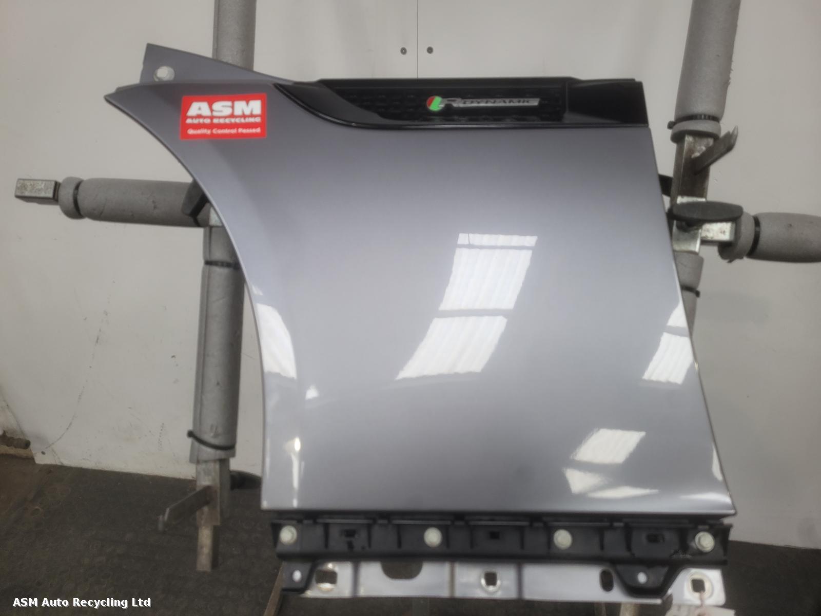 View Auto part L Wing Jaguar F Type 2020