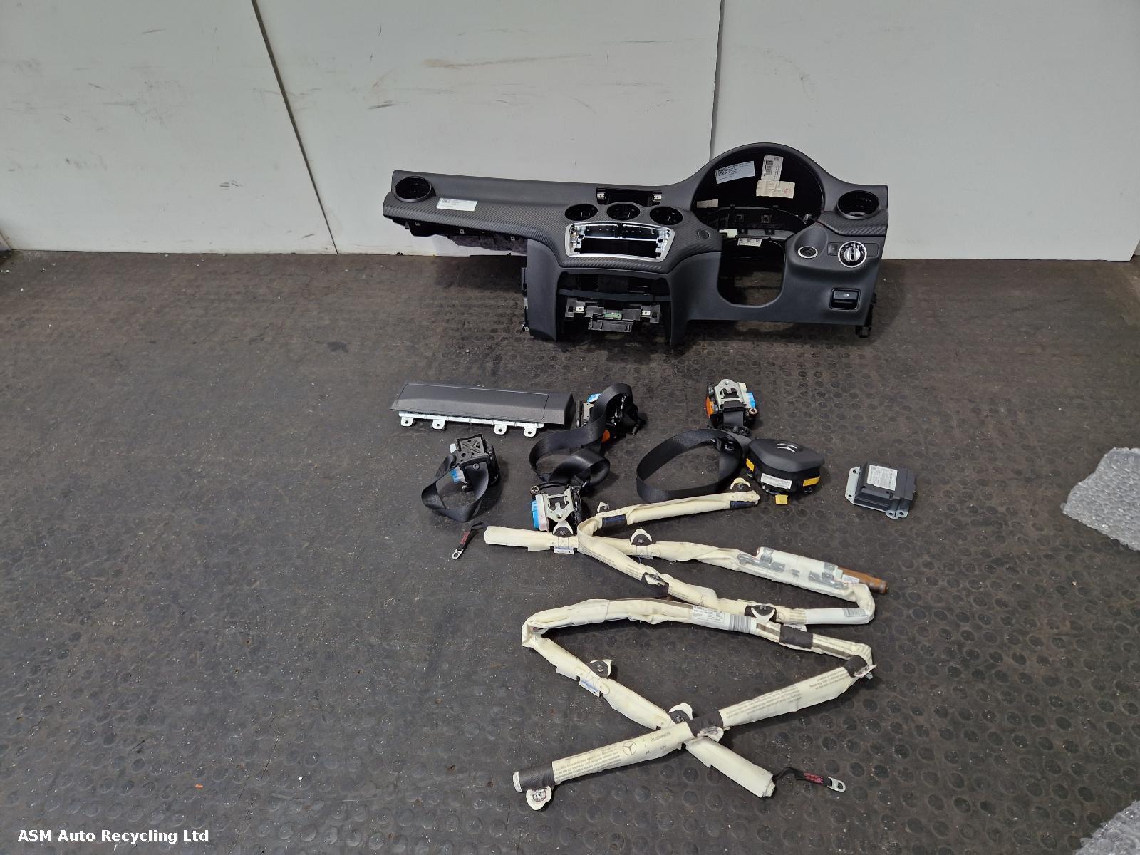 View Auto part Airbag Kit Mercedes A Class 2014