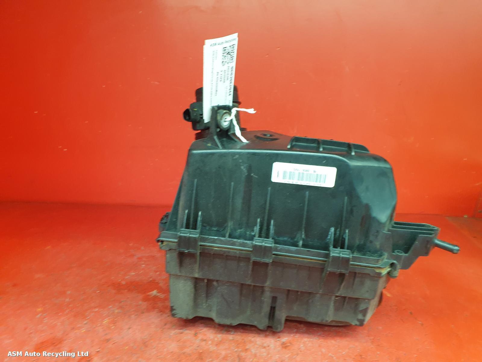 View Auto part Air Cleaner/Box Jaguar F Type 2020