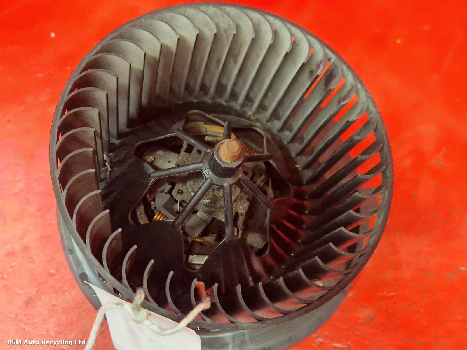 View Auto part Heater Motor/Assembly Volkswagen Passat 2013