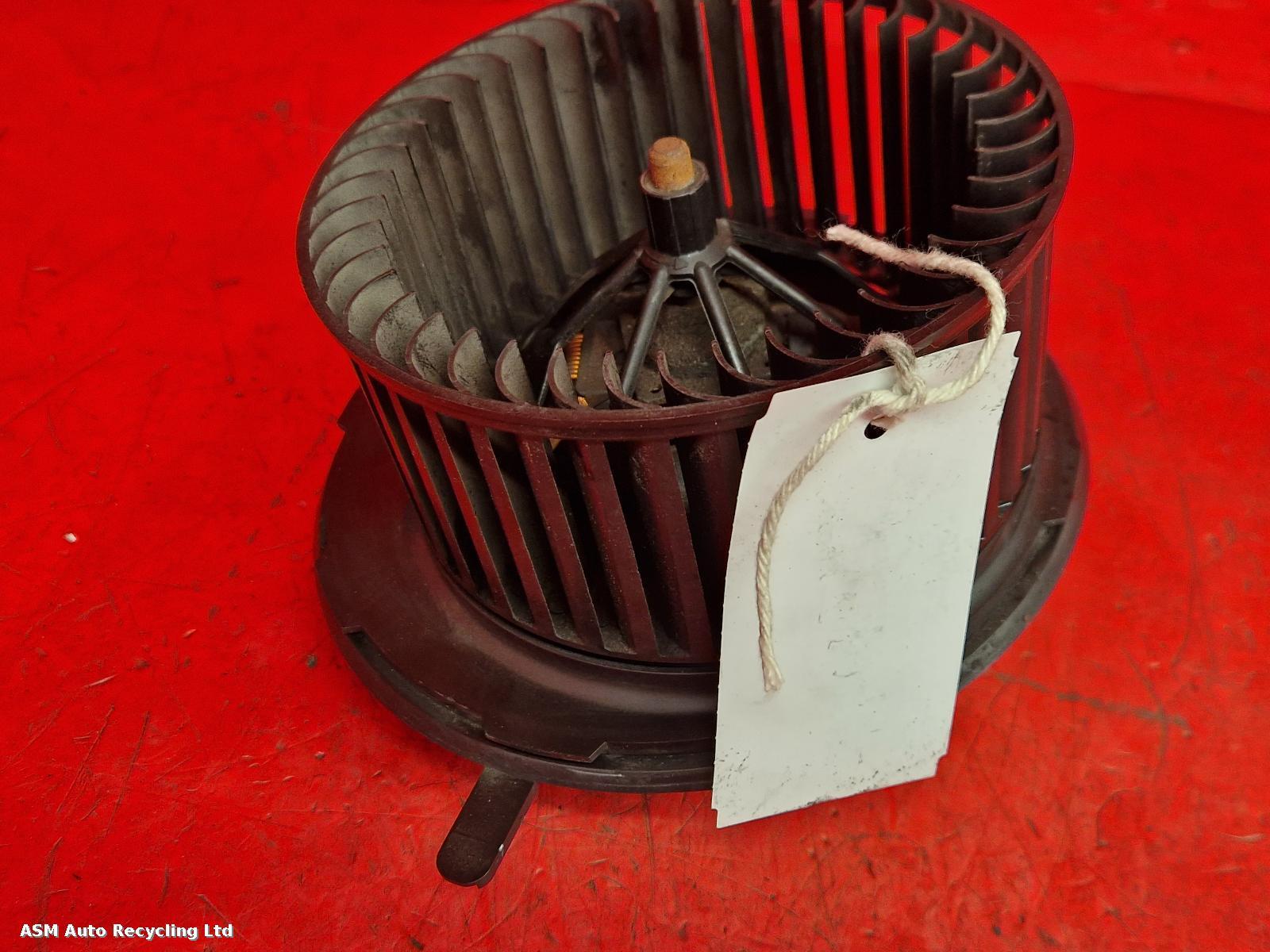 View Auto part Heater Motor/Assembly Volkswagen Passat 2013